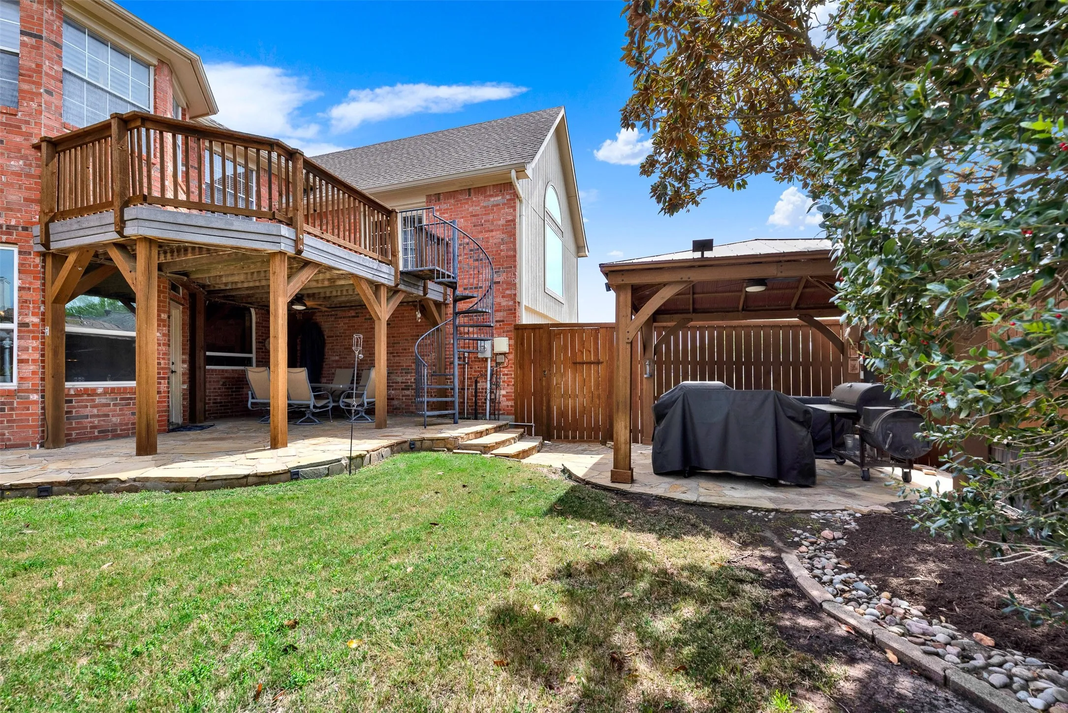 Single Family Residence For Sale in Collin County , 4513 Quincy Lane, Plano, Texas 75024, 5 Bedroom, 4 Bathroom, 3 Garage spaces, 4,068 Sqft, built in 1993, Price $875,000, mls#21226352, Real Estate Agent in Plano, Homes For Sale in Collin county, Homes For Sale in Plano, Realtor in Plano Texas, Real Estate Brokerage Independent Realty Texas, Luminita Cordes Realtor