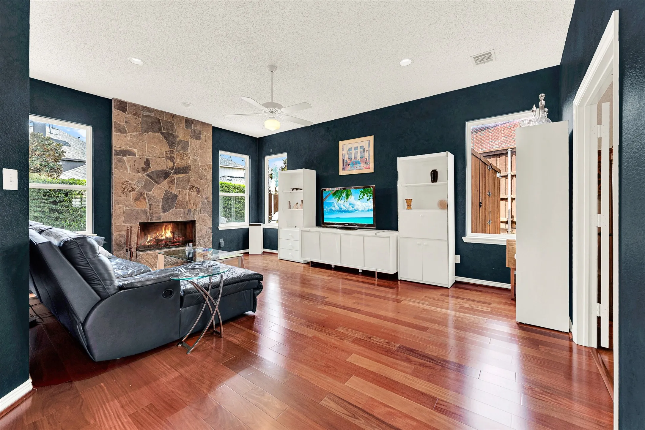 Single Family Residence For Sale in Collin County , 4513 Quincy Lane, Plano, Texas 75024, 5 Bedroom, 4 Bathroom, 3 Garage spaces, 4,068 Sqft, built in 1993, Price $875,000, mls#21226352, Real Estate Agent in Plano, Homes For Sale in Collin county, Homes For Sale in Plano, Realtor in Plano Texas, Real Estate Brokerage Independent Realty Texas, Luminita Cordes Realtor