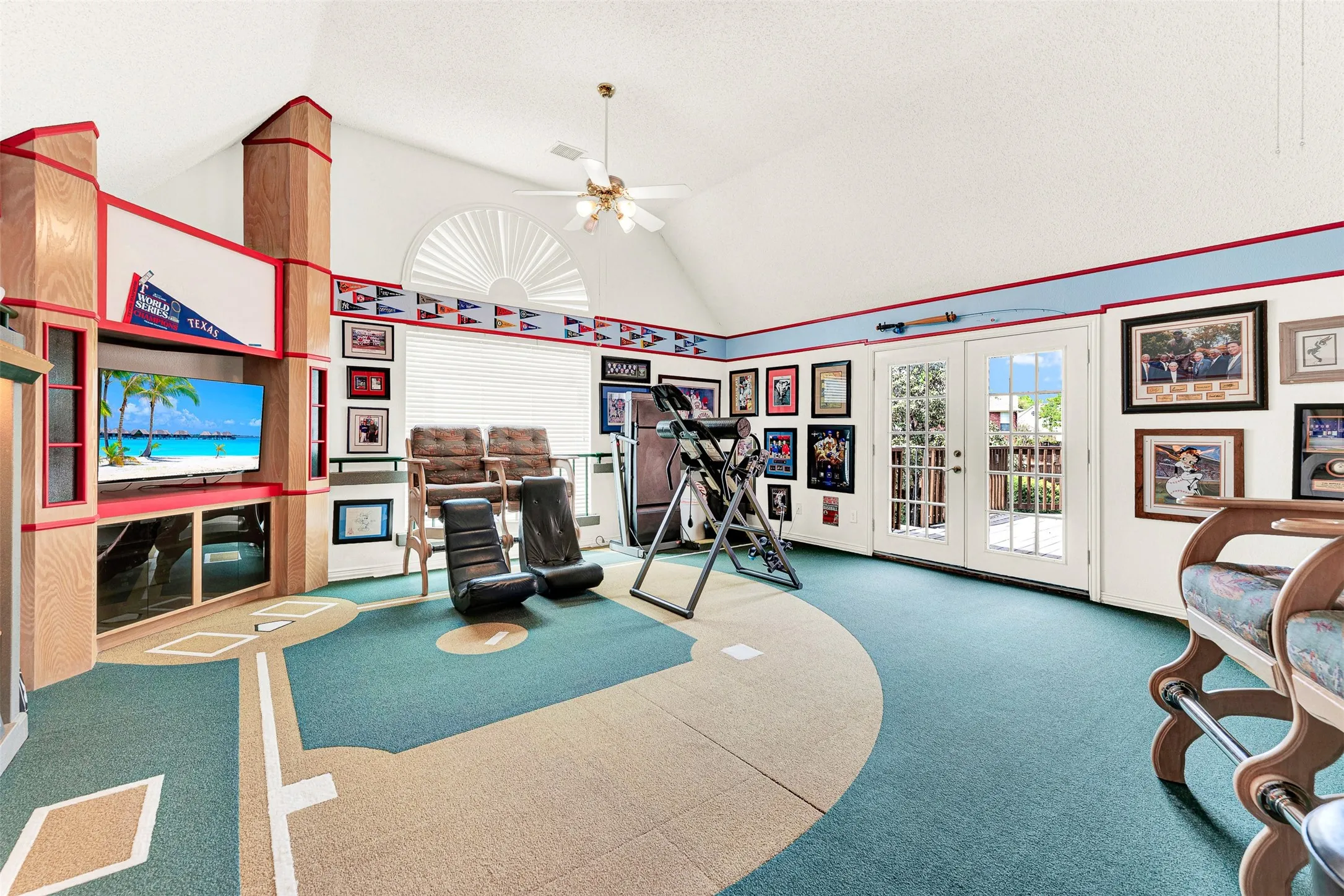 Single Family Residence For Sale in Collin County , 4513 Quincy Lane, Plano, Texas 75024, 5 Bedroom, 4 Bathroom, 3 Garage spaces, 4,068 Sqft, built in 1993, Price $875,000, mls#21226352, Real Estate Agent in Plano, Homes For Sale in Collin county, Homes For Sale in Plano, Realtor in Plano Texas, Real Estate Brokerage Independent Realty Texas, Luminita Cordes Realtor