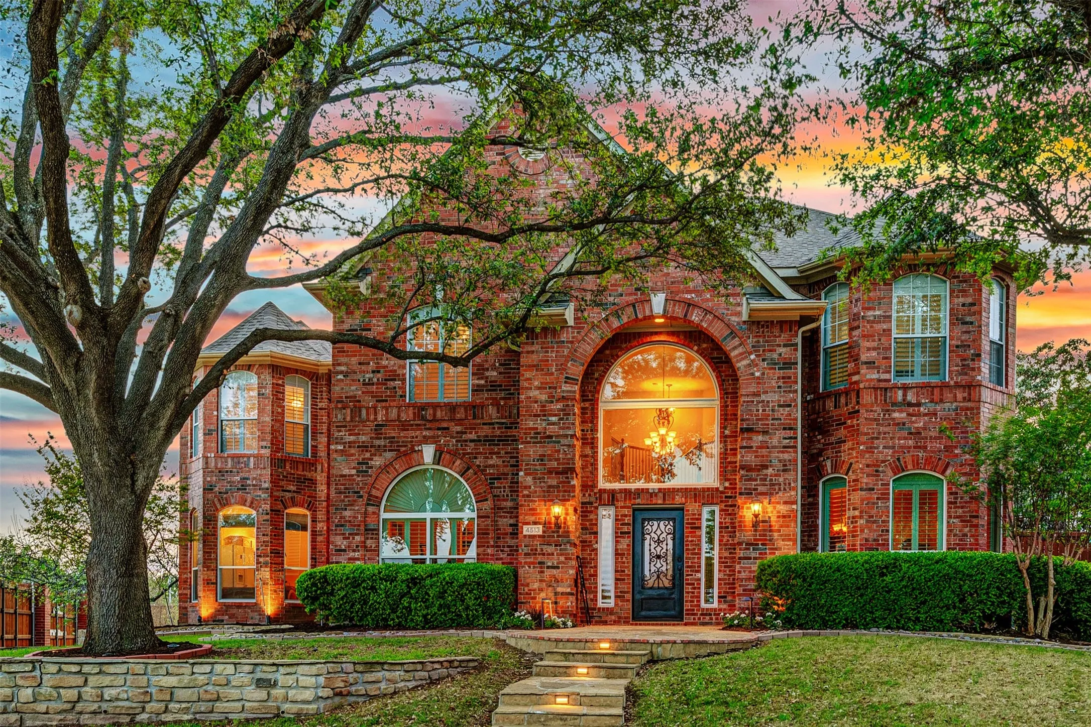 Single Family Residence For Sale in Collin County , 4513 Quincy Lane, Plano, Texas 75024, 5 Bedroom, 4 Bathroom, 3 Garage spaces, 4,068 Sqft, built in 1993, Price $875,000, mls#21226352, Real Estate Agent in Plano, Homes For Sale in Collin county, Homes For Sale in Plano, Realtor in Plano Texas, Real Estate Brokerage Independent Realty Texas, Luminita Cordes Realtor