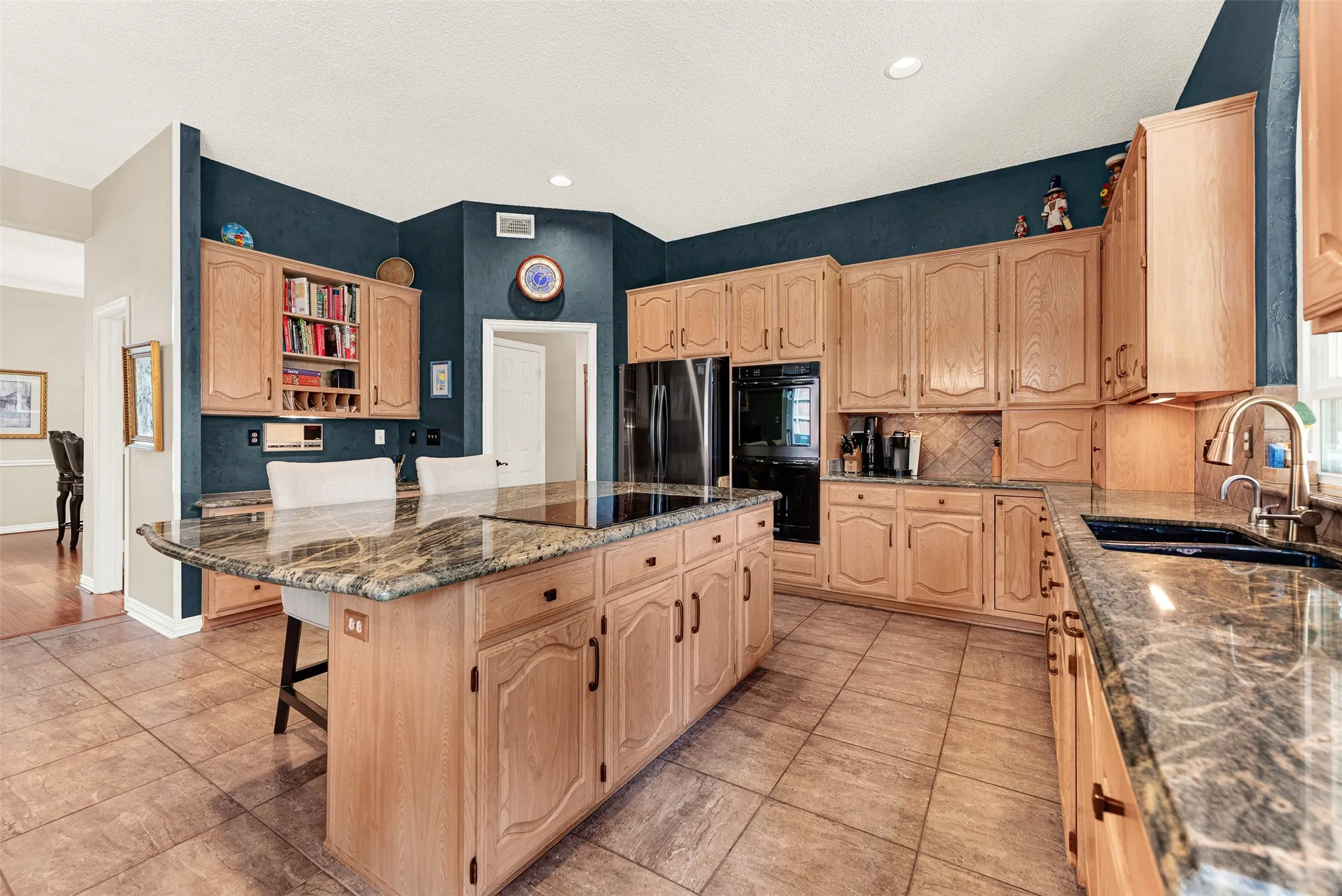 Single Family Residence For Sale in Collin County , 4513 Quincy Lane, Plano, Texas 75024, 5 Bedroom, 4 Bathroom, 3 Garage spaces, 4,068 Sqft, built in 1993, Price $875,000, mls#21226352, Real Estate Agent in Plano, Homes For Sale in Collin county, Homes For Sale in Plano, Realtor in Plano Texas, Real Estate Brokerage Independent Realty Texas, Luminita Cordes Realtor