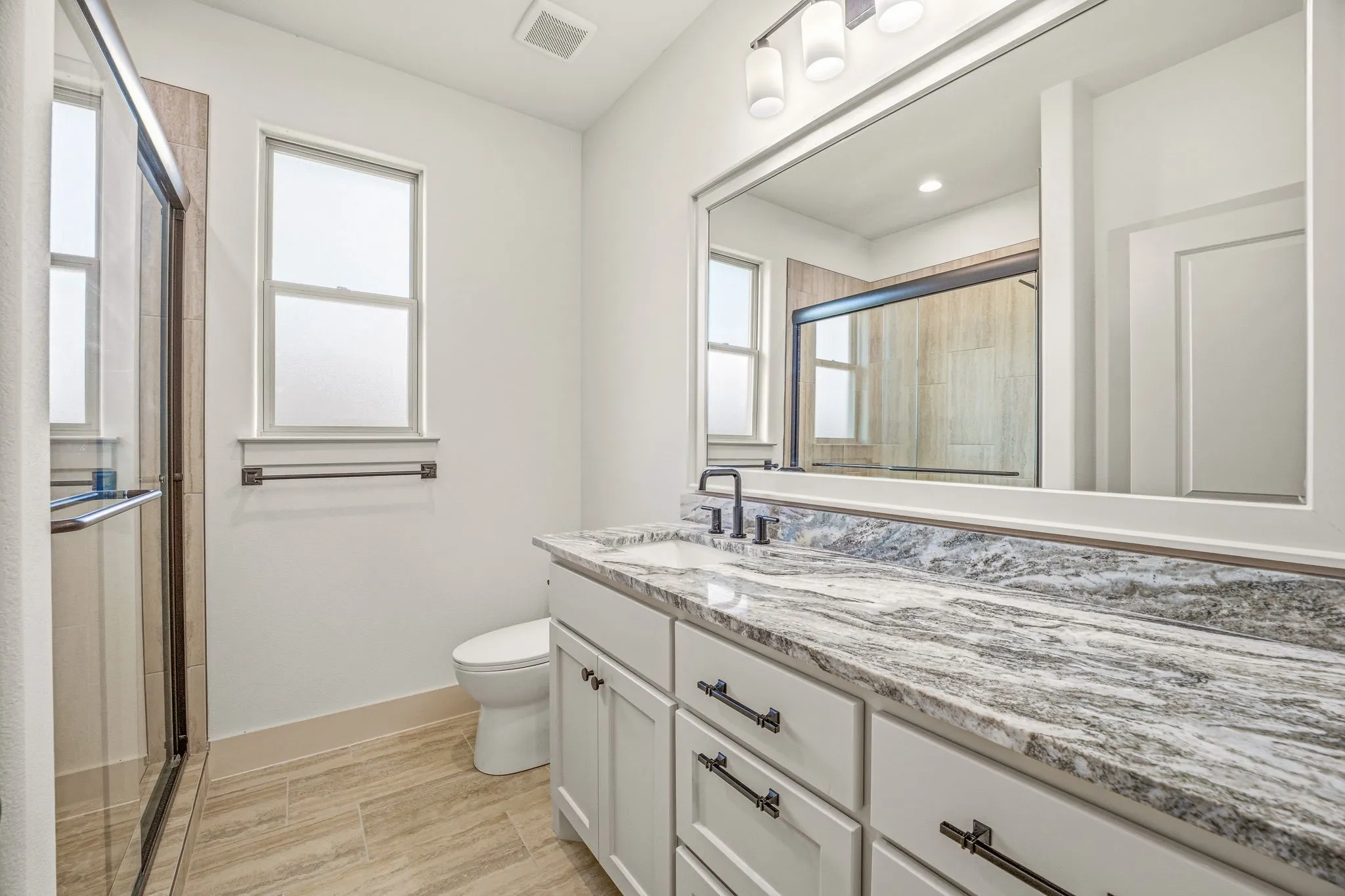 Single Family Residence For Sale in Somervell County , 103 Eagle Court, Glen Rose, Texas 76077, 4 Bedroom, 3 Bathroom, 3 Garage spaces, 2,550 Sqft, built in 2026, New Construction - Complete, mls#21226743, Real Estate Agent in Glen Rose, Homes For Sale in Somervell county, Homes For Sale in Glen Rose, Realtor in Glen Rose Texas, Real Estate Brokerage Independent Realty Texas, Luminita Cordes Realtor