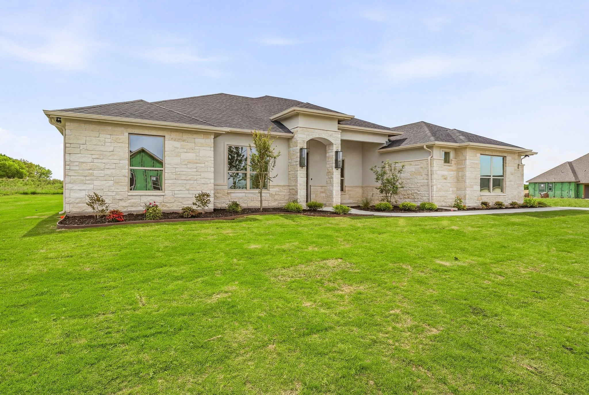 Single Family Residence For Sale in Somervell County , 103 Eagle Court, Glen Rose, Texas 76077, 4 Bedroom, 3 Bathroom, 3 Garage spaces, 2,550 Sqft, built in 2026, New Construction - Complete, mls#21226743, Real Estate Agent in Glen Rose, Homes For Sale in Somervell county, Homes For Sale in Glen Rose, Realtor in Glen Rose Texas, Real Estate Brokerage Independent Realty Texas, Luminita Cordes Realtor