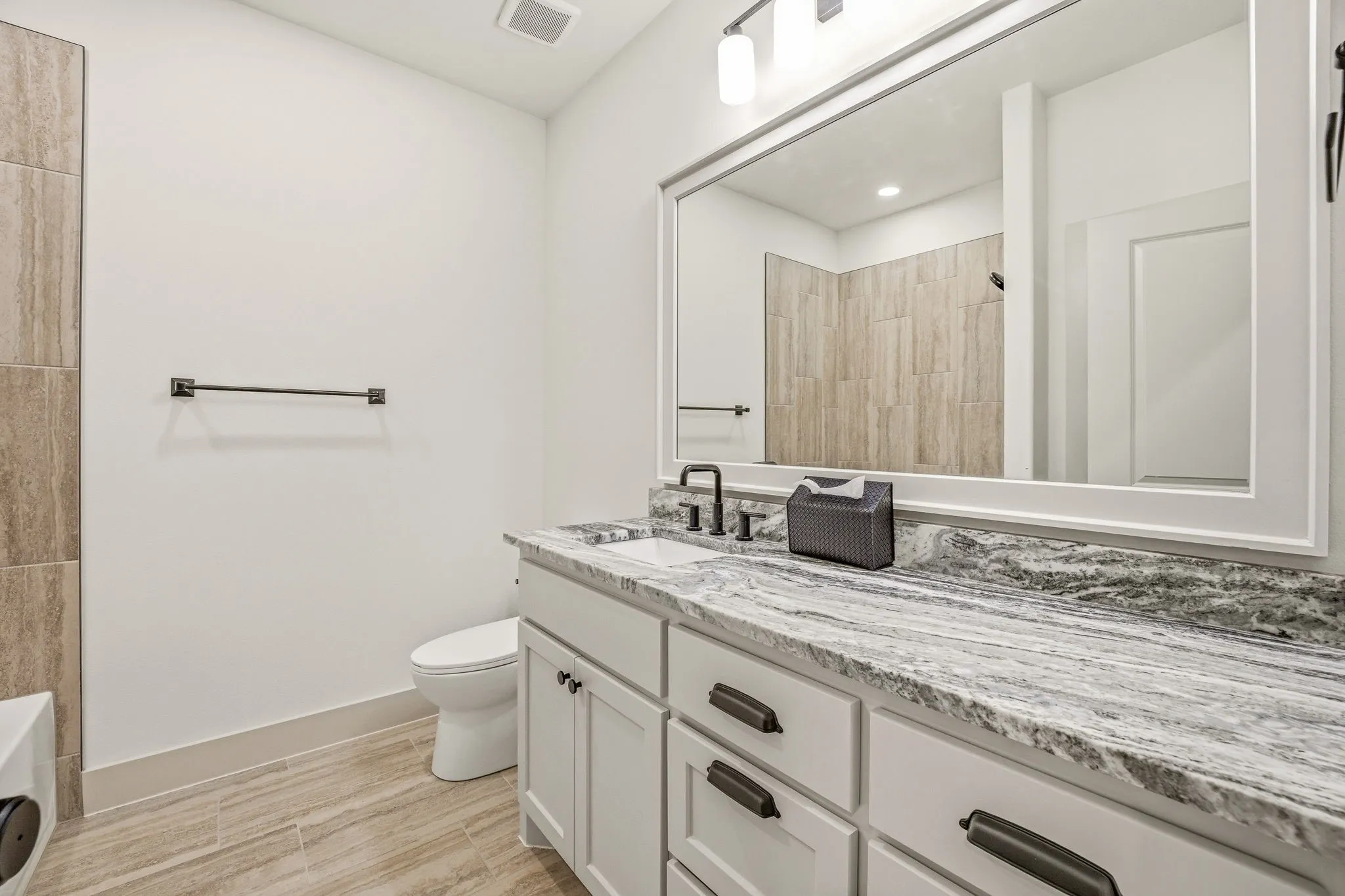 Single Family Residence For Sale in Somervell County , 103 Eagle Court, Glen Rose, Texas 76077, 4 Bedroom, 3 Bathroom, 3 Garage spaces, 2,550 Sqft, built in 2026, New Construction - Complete, mls#21226743, Real Estate Agent in Glen Rose, Homes For Sale in Somervell county, Homes For Sale in Glen Rose, Realtor in Glen Rose Texas, Real Estate Brokerage Independent Realty Texas, Luminita Cordes Realtor