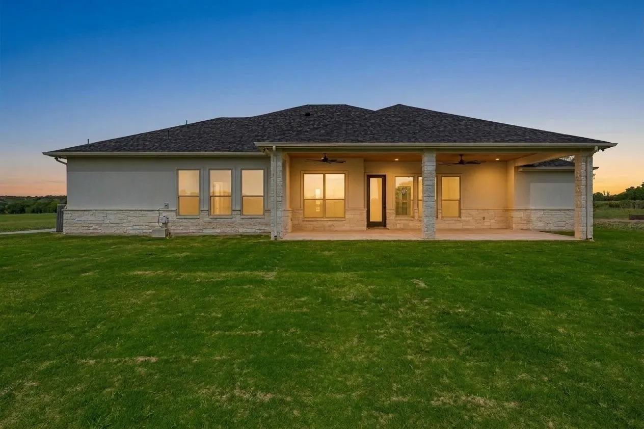 Single Family Residence For Sale in Somervell County , 103 Eagle Court, Glen Rose, Texas 76077, 4 Bedroom, 3 Bathroom, 3 Garage spaces, 2,550 Sqft, built in 2026, New Construction - Complete, mls#21226743, Real Estate Agent in Glen Rose, Homes For Sale in Somervell county, Homes For Sale in Glen Rose, Realtor in Glen Rose Texas, Real Estate Brokerage Independent Realty Texas, Luminita Cordes Realtor