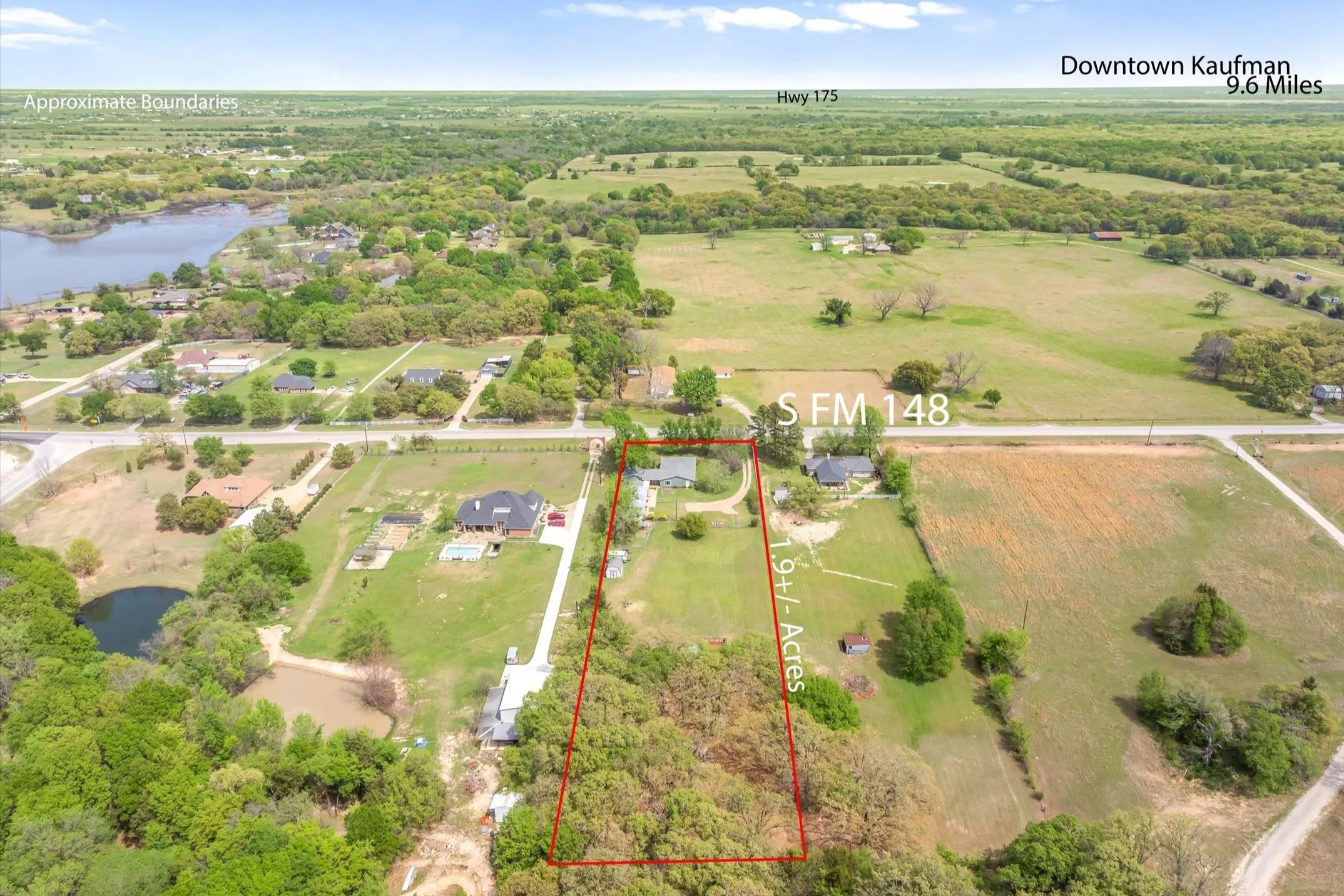 Single Family Residence For Sale in Kaufman County , 7142 S Fm 148, Kaufman, Texas 75142, 4 Bedroom, 3 Bathroom, 4 Garage spaces, 2,670 Sqft, built in 1976, mls#21219657, Real Estate Agent in Kaufman, Homes For Sale in Kaufman county, Homes For Sale in Kaufman, Realtor in Kaufman Texas, Real Estate Brokerage Independent Realty Texas, Luminita Cordes Realtor