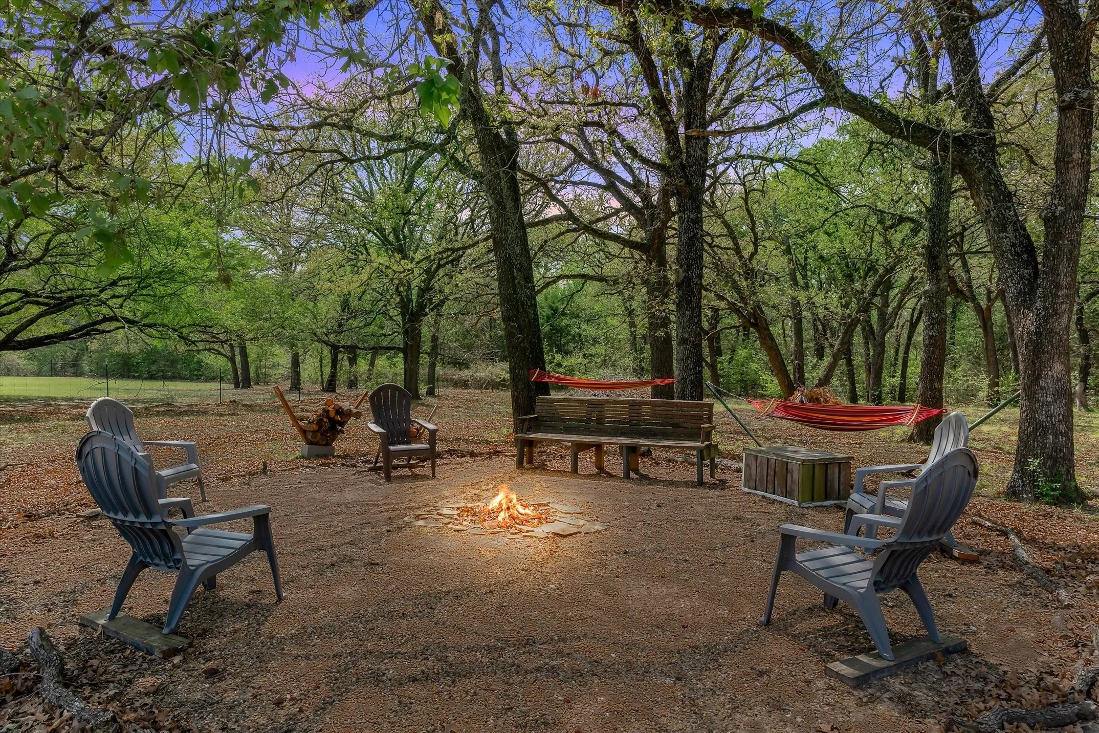 Single Family Residence For Sale in Kaufman County , 7142 S Fm 148, Kaufman, Texas 75142, 4 Bedroom, 3 Bathroom, 4 Garage spaces, 2,670 Sqft, built in 1976, mls#21219657, Real Estate Agent in Kaufman, Homes For Sale in Kaufman county, Homes For Sale in Kaufman, Realtor in Kaufman Texas, Real Estate Brokerage Independent Realty Texas, Luminita Cordes Realtor
