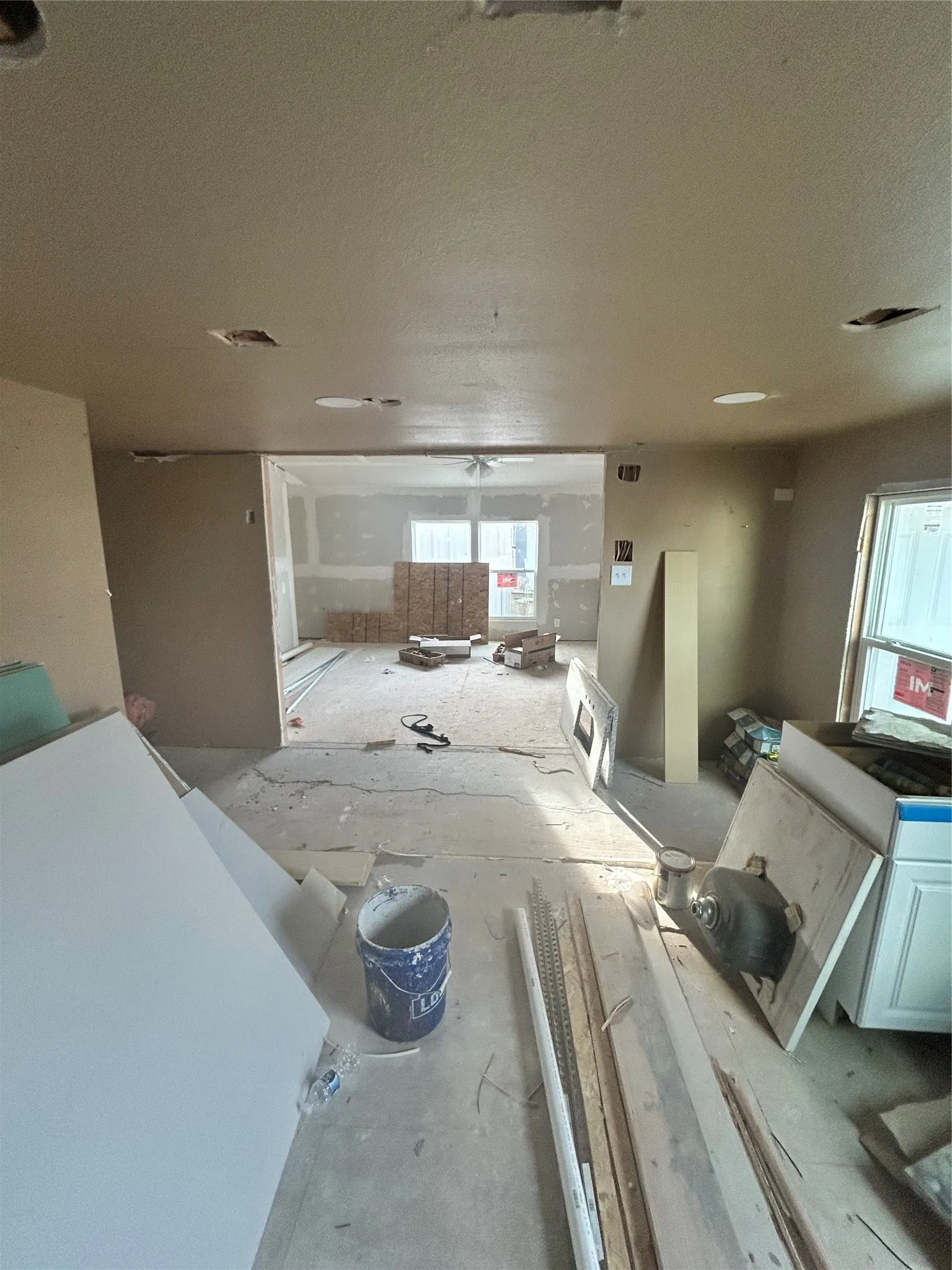 Mobile Home For Sale in Hood County , 6614 Ashley Court, Granbury, Texas 76049, 3 Bedroom, 2 Bathroom, Garage spaces, 1,492 Sqft, built in 1983, mls#21226804, Real Estate Agent in Granbury, Homes For Sale in Hood county, Homes For Sale in Granbury, Realtor in Granbury Texas, Real Estate Brokerage Independent Realty Texas, Luminita Cordes Realtor