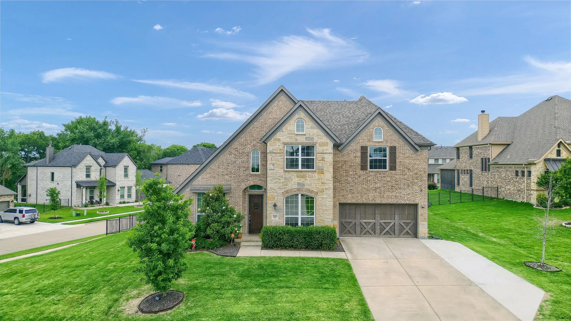 Single Family Residence For Sale in Grayson County , 2113 Deer Run, Gunter, Texas 75058, 4 Bedroom, 3 Bathroom, 2 Garage spaces, 3,378 Sqft, built in 2018, Preowned, mls#21226773, Real Estate Agent in Gunter, Homes For Sale in Grayson county, Homes For Sale in Gunter, Realtor in Gunter Texas, Real Estate Brokerage Independent Realty Texas, Luminita Cordes Realtor