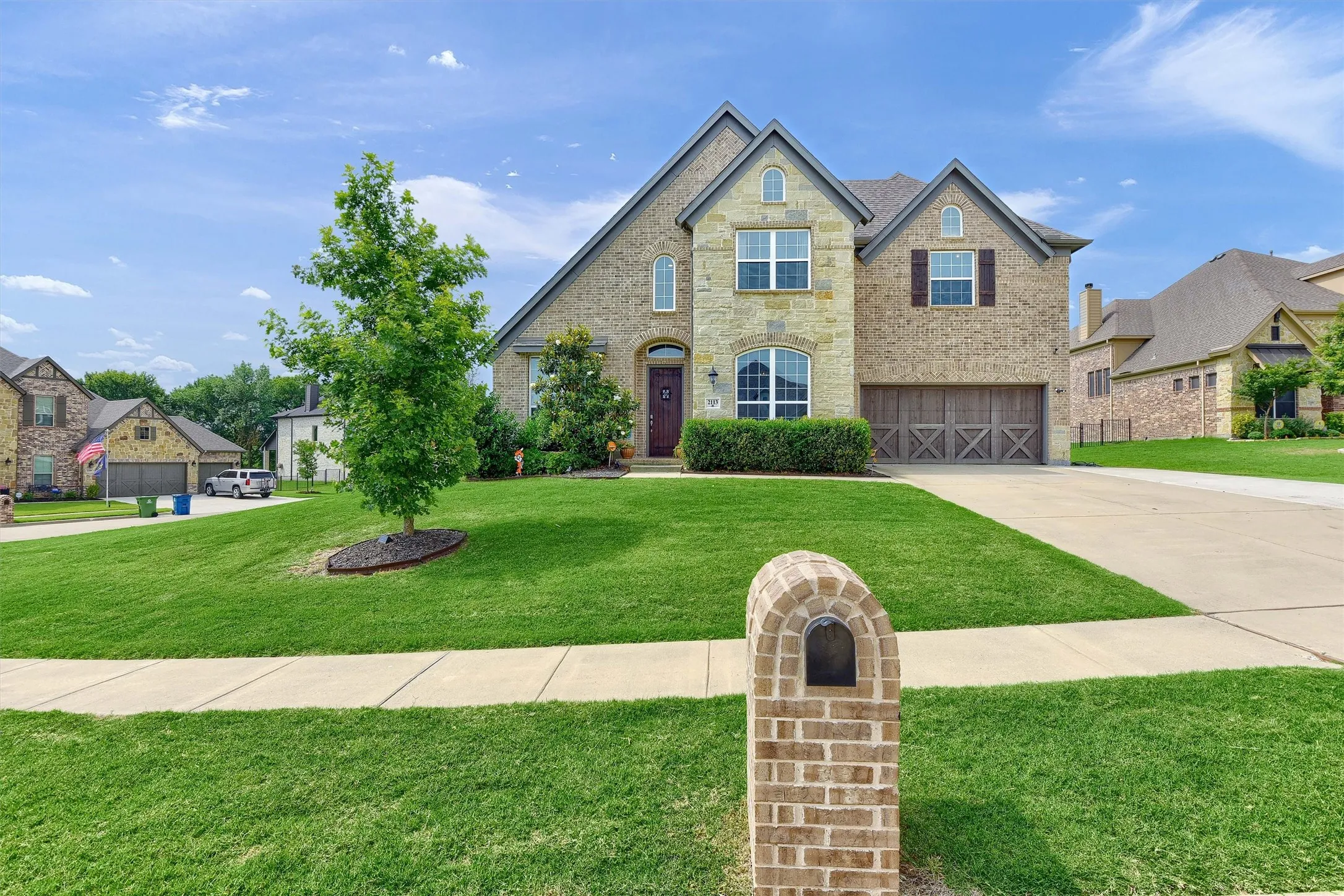 Single Family Residence For Sale in Grayson County , 2113 Deer Run, Gunter, Texas 75058, 4 Bedroom, 3 Bathroom, 2 Garage spaces, 3,378 Sqft, built in 2018, Preowned, mls#21226773, Real Estate Agent in Gunter, Homes For Sale in Grayson county, Homes For Sale in Gunter, Realtor in Gunter Texas, Real Estate Brokerage Independent Realty Texas, Luminita Cordes Realtor
