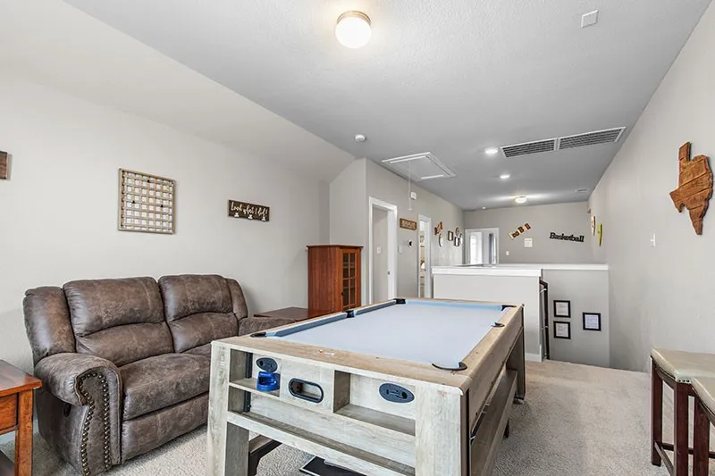 Single Family Residence For Sale in Grayson County , 3705 Magnolia Court, Denison, Texas 75020, 5 Bedroom, 4 Bathroom, 2 Garage spaces, 3,317 Sqft, built in 2018, Preowned, mls#21226901, Real Estate Agent in Denison, Homes For Sale in Grayson county, Homes For Sale in Denison, Realtor in Denison Texas, Real Estate Brokerage Independent Realty Texas, Luminita Cordes Realtor