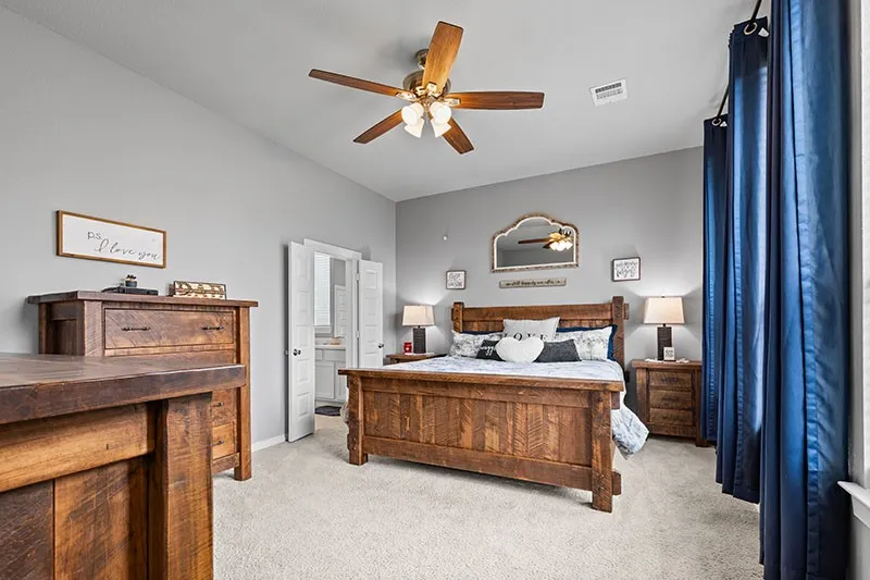 Single Family Residence For Sale in Grayson County , 3705 Magnolia Court, Denison, Texas 75020, 5 Bedroom, 4 Bathroom, 2 Garage spaces, 3,317 Sqft, built in 2018, Preowned, mls#21226901, Real Estate Agent in Denison, Homes For Sale in Grayson county, Homes For Sale in Denison, Realtor in Denison Texas, Real Estate Brokerage Independent Realty Texas, Luminita Cordes Realtor