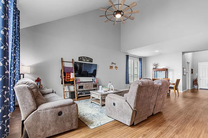 Single Family Residence For Sale in Grayson County , 3705 Magnolia Court, Denison, Texas 75020, 5 Bedroom, 4 Bathroom, 2 Garage spaces, 3,317 Sqft, built in 2018, Preowned, mls#21226901, Real Estate Agent in Denison, Homes For Sale in Grayson county, Homes For Sale in Denison, Realtor in Denison Texas, Real Estate Brokerage Independent Realty Texas, Luminita Cordes Realtor