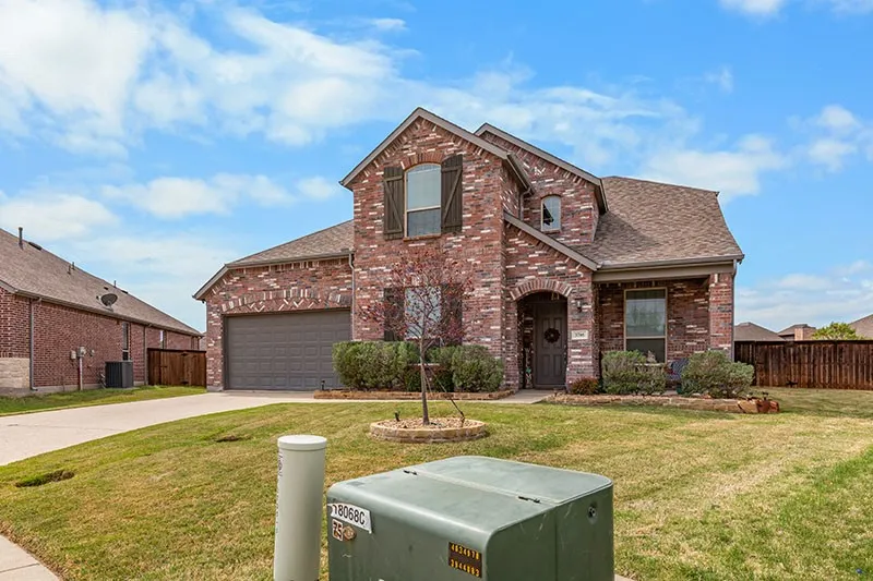 Single Family Residence For Sale in Grayson County , 3705 Magnolia Court, Denison, Texas 75020, 5 Bedroom, 4 Bathroom, 2 Garage spaces, 3,317 Sqft, built in 2018, Preowned, mls#21226901, Real Estate Agent in Denison, Homes For Sale in Grayson county, Homes For Sale in Denison, Realtor in Denison Texas, Real Estate Brokerage Independent Realty Texas, Luminita Cordes Realtor
