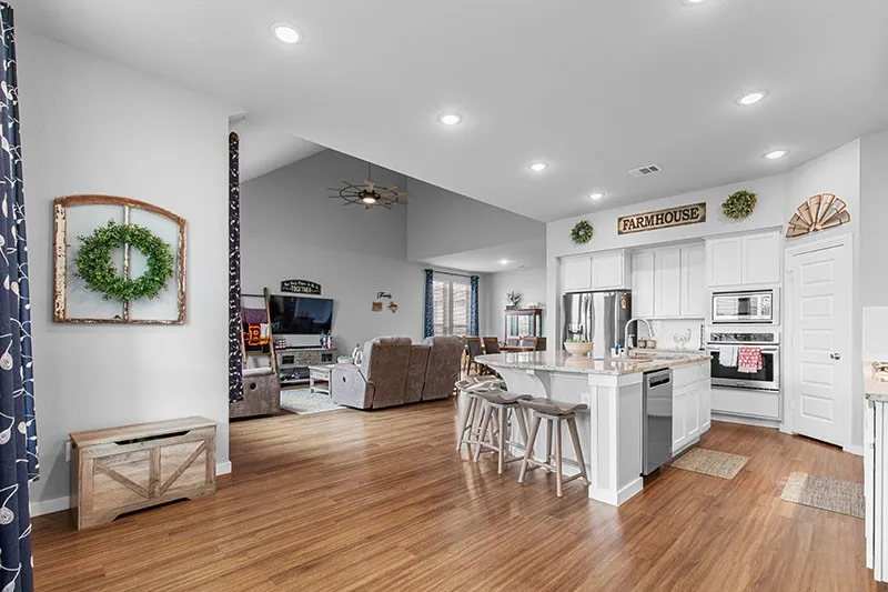 Single Family Residence For Sale in Grayson County , 3705 Magnolia Court, Denison, Texas 75020, 5 Bedroom, 4 Bathroom, 2 Garage spaces, 3,317 Sqft, built in 2018, Preowned, mls#21226901, Real Estate Agent in Denison, Homes For Sale in Grayson county, Homes For Sale in Denison, Realtor in Denison Texas, Real Estate Brokerage Independent Realty Texas, Luminita Cordes Realtor