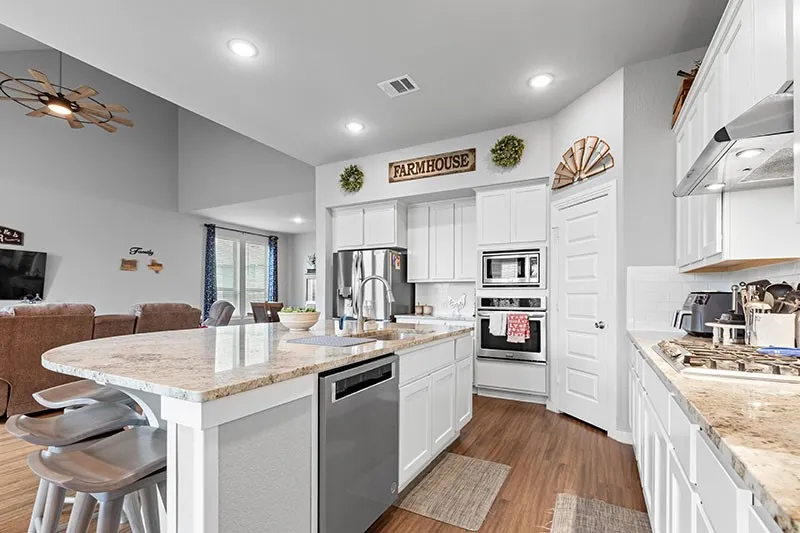 Single Family Residence For Sale in Grayson County , 3705 Magnolia Court, Denison, Texas 75020, 5 Bedroom, 4 Bathroom, 2 Garage spaces, 3,317 Sqft, built in 2018, Preowned, mls#21226901, Real Estate Agent in Denison, Homes For Sale in Grayson county, Homes For Sale in Denison, Realtor in Denison Texas, Real Estate Brokerage Independent Realty Texas, Luminita Cordes Realtor
