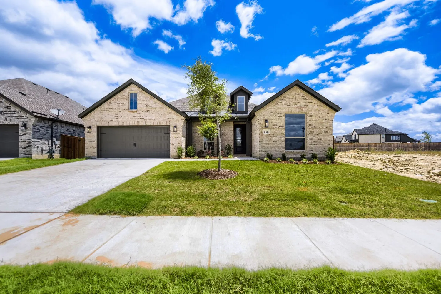 Single Family Residence For Sale in Tarrant County , 11404 Jackloe Street, Fort Worth, Texas 76052, 4 Bedroom, 3 Bathroom, 2 Garage spaces, 2,704 Sqft, built in 2026, New Construction - Incomplete, Price $525,000, mls#21226906, Real Estate Agent in Fort Worth, Homes For Sale in Tarrant county, Homes For Sale in Fort Worth, Realtor in Fort Worth Texas, Real Estate Brokerage Independent Realty Texas, Luminita Cordes Realtor