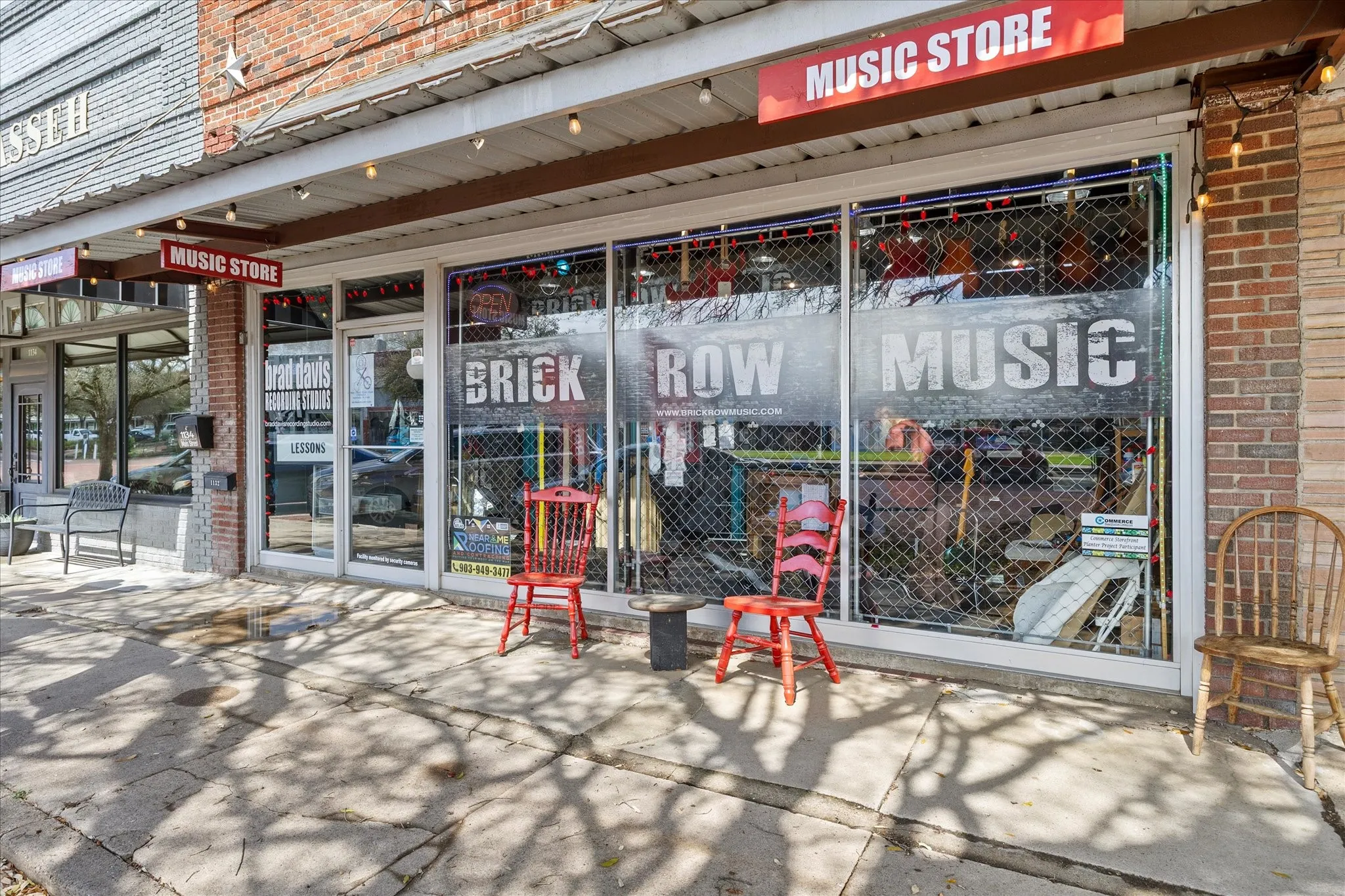 Retail For Sale in Hunt County , 1132 Main Street, Commerce, Texas 75428, 0, 0, Garage spaces, 0 Sqft, built in 1920, Preowned, mls#21206920, Real Estate Agent in Commerce, Homes For Sale in Hunt county, Homes For Sale in Commerce, Realtor in Commerce Texas, Real Estate Brokerage Independent Realty Texas, Luminita Cordes Realtor