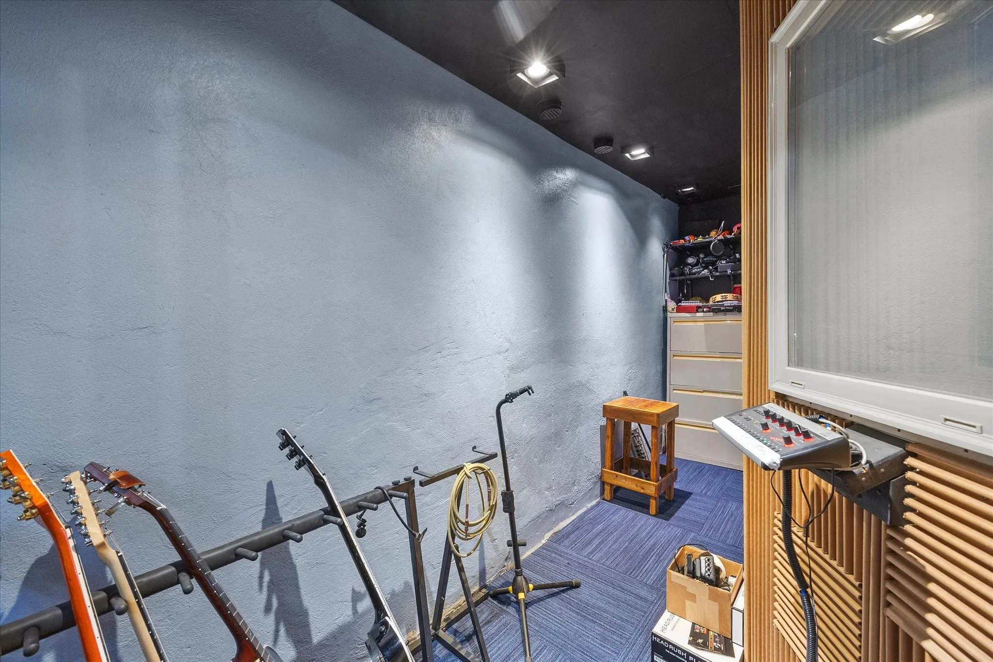 Individual studios