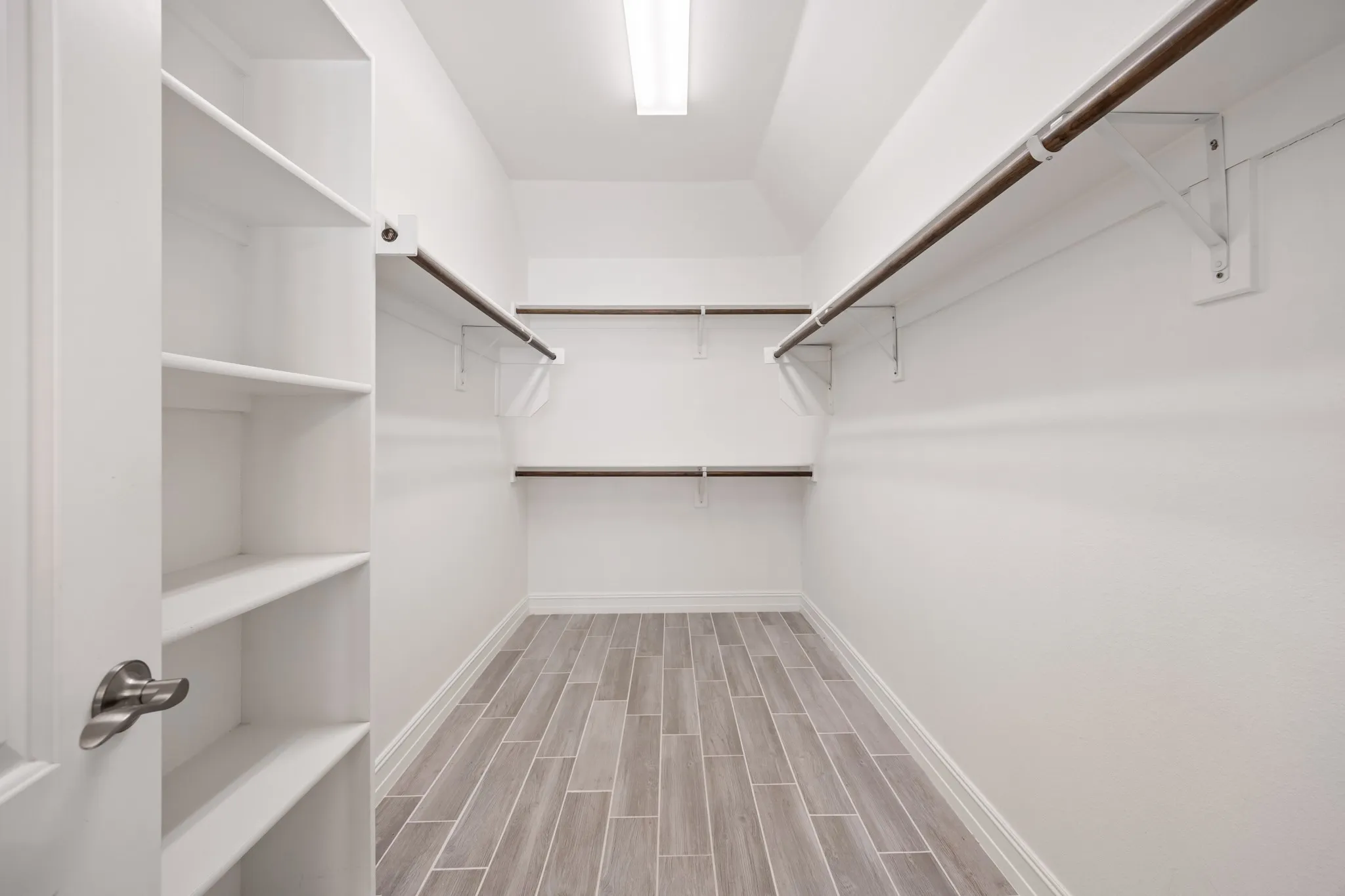Large Walk-in Closet