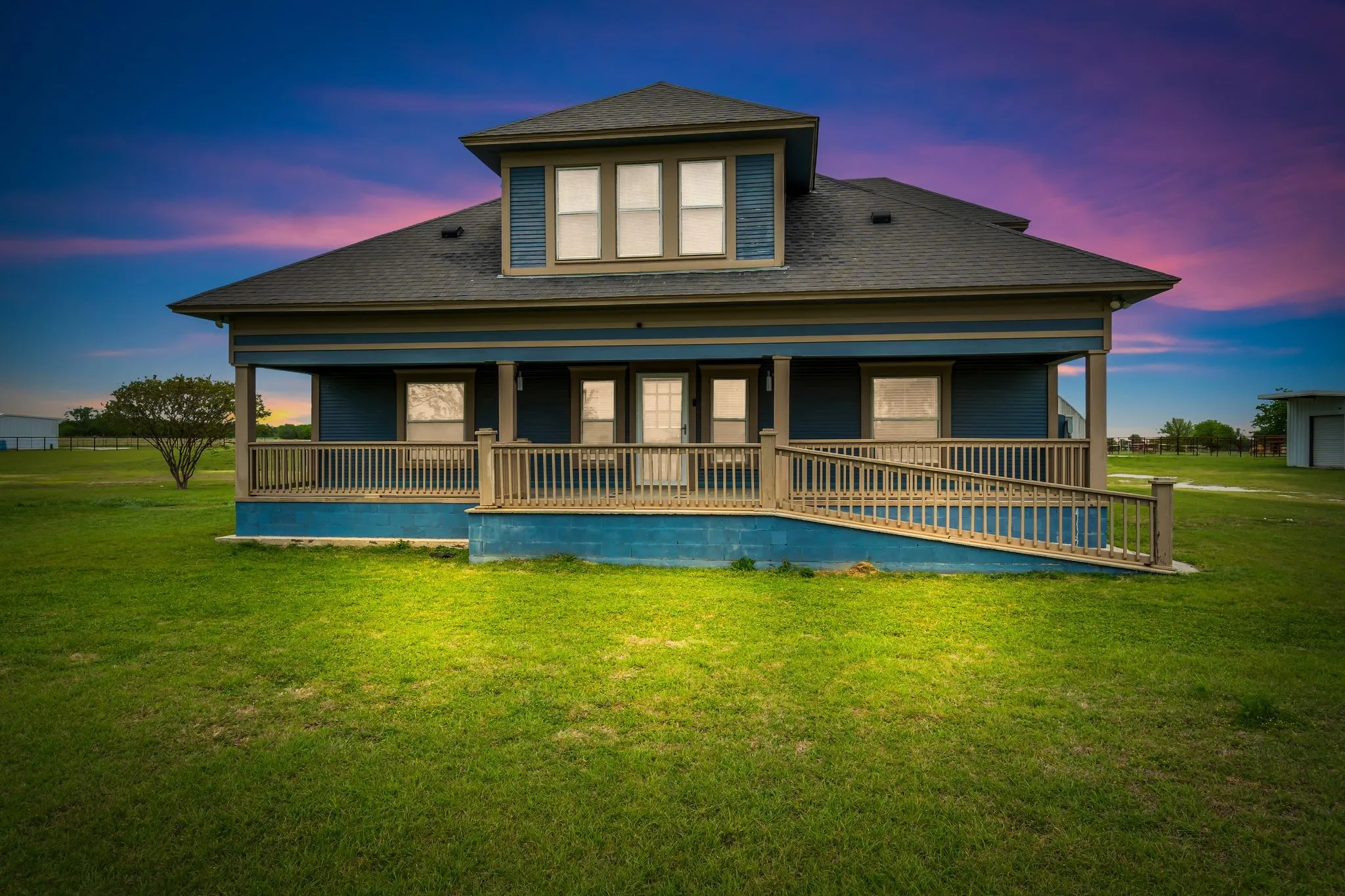 Single Family Residence For Sale in Wise County , 2163 Illinois Street, New Fairview, Texas 76078, 4 Bedroom, 3 Bathroom, Garage spaces, 4,200 Sqft, built in 1917, mls#21190267, Real Estate Agent in New Fairview, Homes For Sale in Wise county, Homes For Sale in New Fairview, Realtor in New Fairview Texas, Real Estate Brokerage Independent Realty Texas, Luminita Cordes Realtor