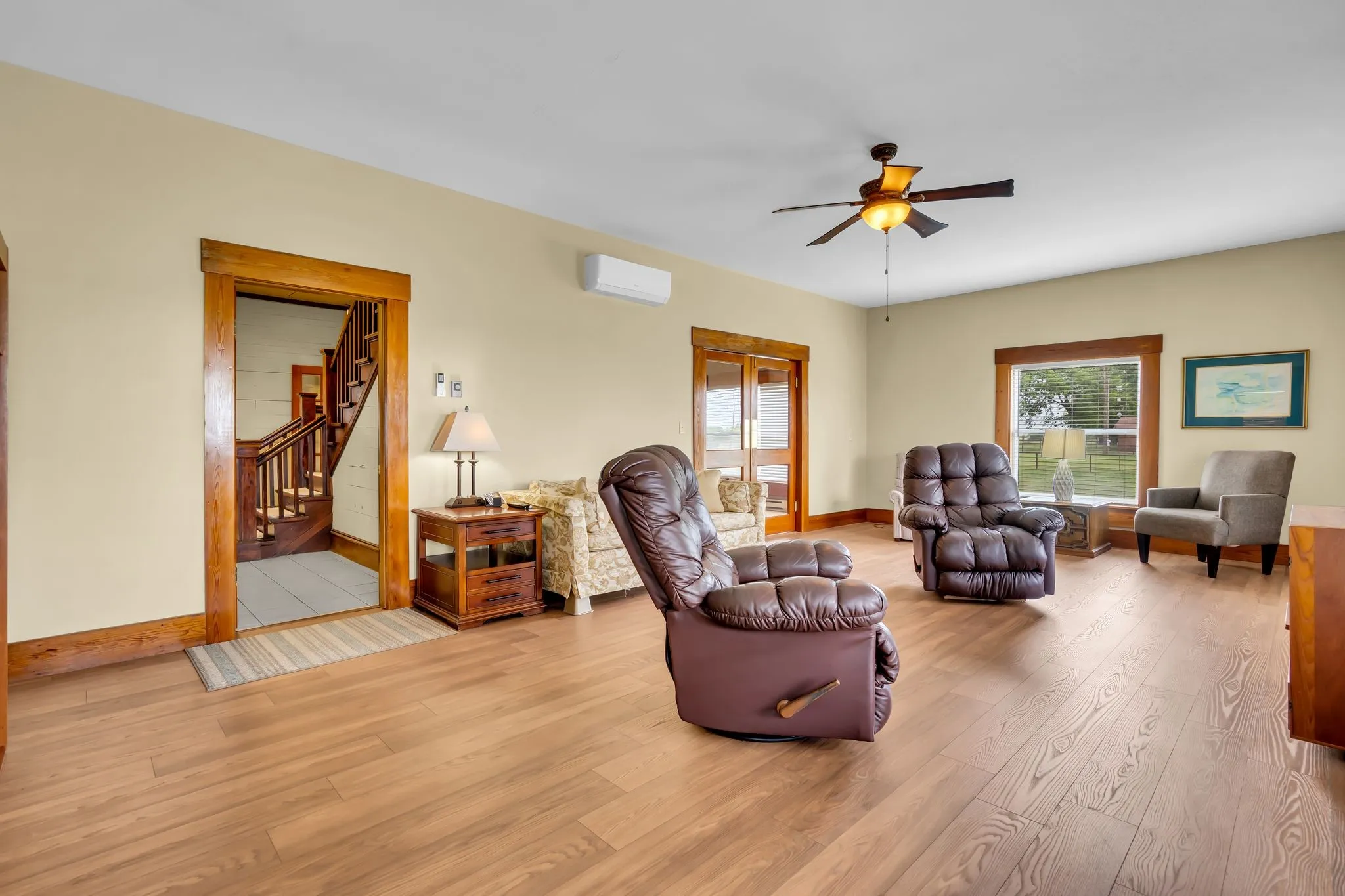 Single Family Residence For Sale in Wise County , 2163 Illinois Street, New Fairview, Texas 76078, 4 Bedroom, 3 Bathroom, Garage spaces, 4,200 Sqft, built in 1917, mls#21190267, Real Estate Agent in New Fairview, Homes For Sale in Wise county, Homes For Sale in New Fairview, Realtor in New Fairview Texas, Real Estate Brokerage Independent Realty Texas, Luminita Cordes Realtor