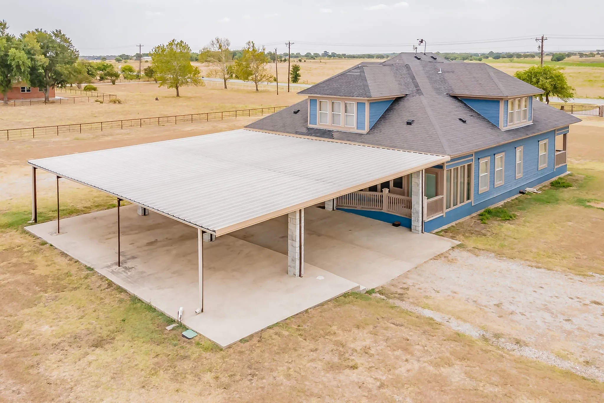 Single Family Residence For Sale in Wise County , 2163 Illinois Street, New Fairview, Texas 76078, 4 Bedroom, 3 Bathroom, Garage spaces, 4,200 Sqft, built in 1917, mls#21190267, Real Estate Agent in New Fairview, Homes For Sale in Wise county, Homes For Sale in New Fairview, Realtor in New Fairview Texas, Real Estate Brokerage Independent Realty Texas, Luminita Cordes Realtor