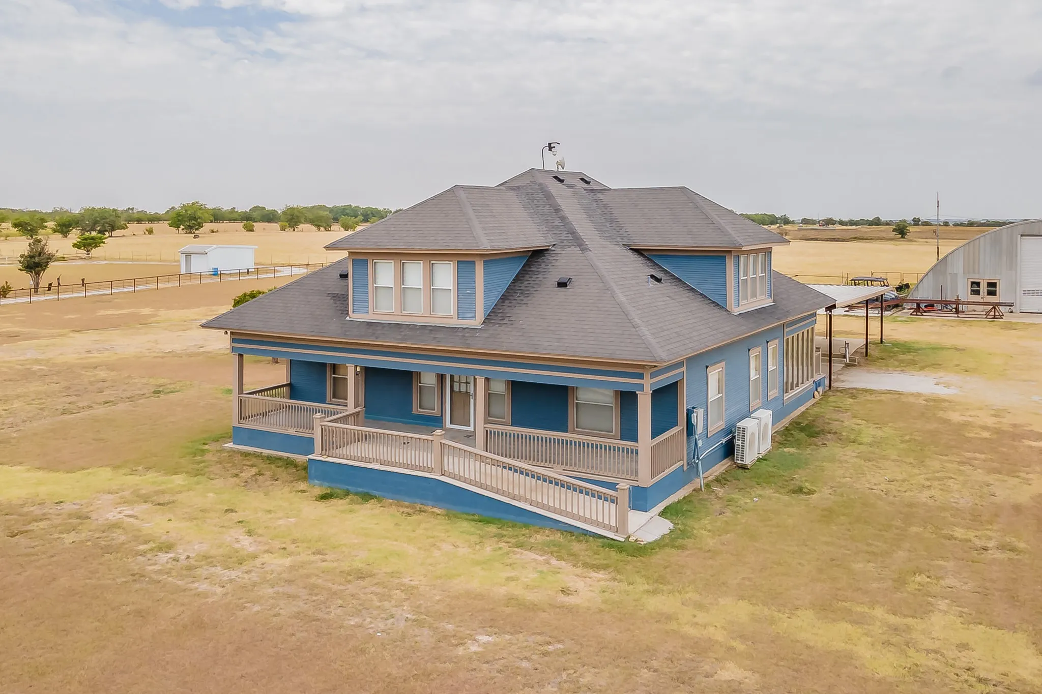 Single Family Residence For Sale in Wise County , 2163 Illinois Street, New Fairview, Texas 76078, 4 Bedroom, 3 Bathroom, Garage spaces, 4,200 Sqft, built in 1917, mls#21190267, Real Estate Agent in New Fairview, Homes For Sale in Wise county, Homes For Sale in New Fairview, Realtor in New Fairview Texas, Real Estate Brokerage Independent Realty Texas, Luminita Cordes Realtor