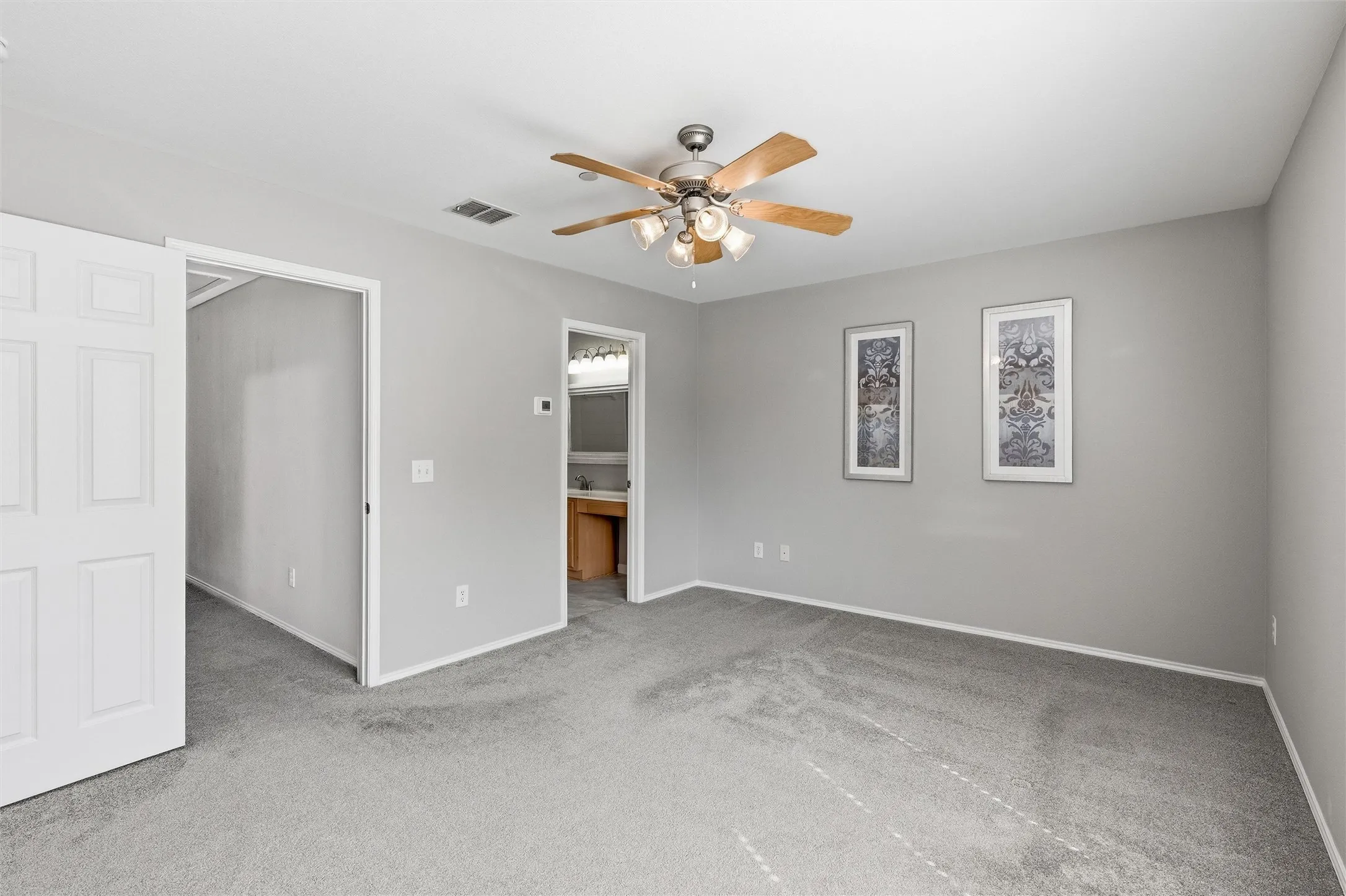 Townhouse For Sale in Collin County , 4921 Stone Gate Trail, Mc Kinney, Texas 75070, 2 Bedroom, 3 Bathroom, 2 Garage spaces, 1,497 Sqft, built in 2003, Preowned, mls#21224868, Real Estate Agent in Mc Kinney, Homes For Sale in Collin county, Homes For Sale in Mc Kinney, Realtor in Mc Kinney Texas, Real Estate Brokerage Independent Realty Texas, Luminita Cordes Realtor
