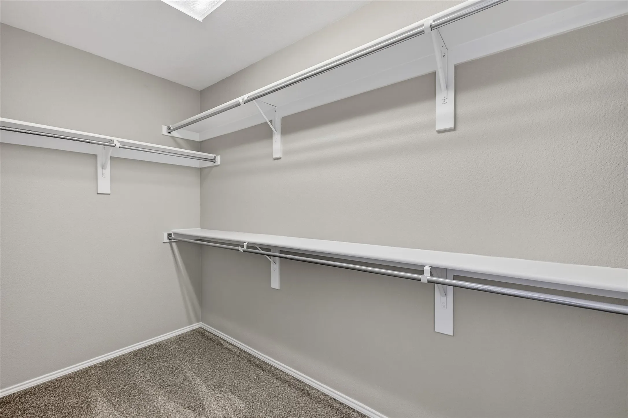 Townhouse For Sale in Collin County , 4921 Stone Gate Trail, Mc Kinney, Texas 75070, 2 Bedroom, 3 Bathroom, 2 Garage spaces, 1,497 Sqft, built in 2003, Preowned, mls#21224868, Real Estate Agent in Mc Kinney, Homes For Sale in Collin county, Homes For Sale in Mc Kinney, Realtor in Mc Kinney Texas, Real Estate Brokerage Independent Realty Texas, Luminita Cordes Realtor