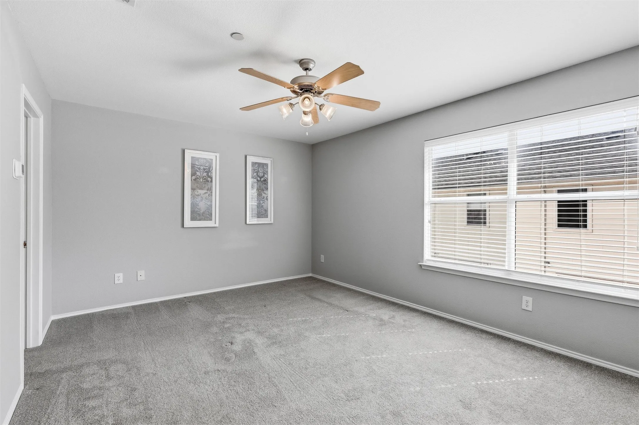 Townhouse For Sale in Collin County , 4921 Stone Gate Trail, Mc Kinney, Texas 75070, 2 Bedroom, 3 Bathroom, 2 Garage spaces, 1,497 Sqft, built in 2003, Preowned, mls#21224868, Real Estate Agent in Mc Kinney, Homes For Sale in Collin county, Homes For Sale in Mc Kinney, Realtor in Mc Kinney Texas, Real Estate Brokerage Independent Realty Texas, Luminita Cordes Realtor