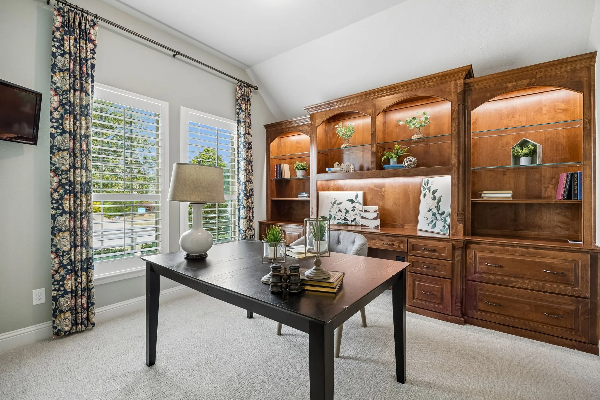 Single Family Residence For Sale in Collin County , 4424 Hazeltine Hills Drive, Celina, Texas 75009, 3 Bedroom, 3 Bathroom, 3 Garage spaces, 2,425 Sqft, built in 2016, Preowned, mls#21226619, Real Estate Agent in Celina, Homes For Sale in Collin county, Homes For Sale in Celina, Realtor in Celina Texas, Real Estate Brokerage Independent Realty Texas, Luminita Cordes Realtor