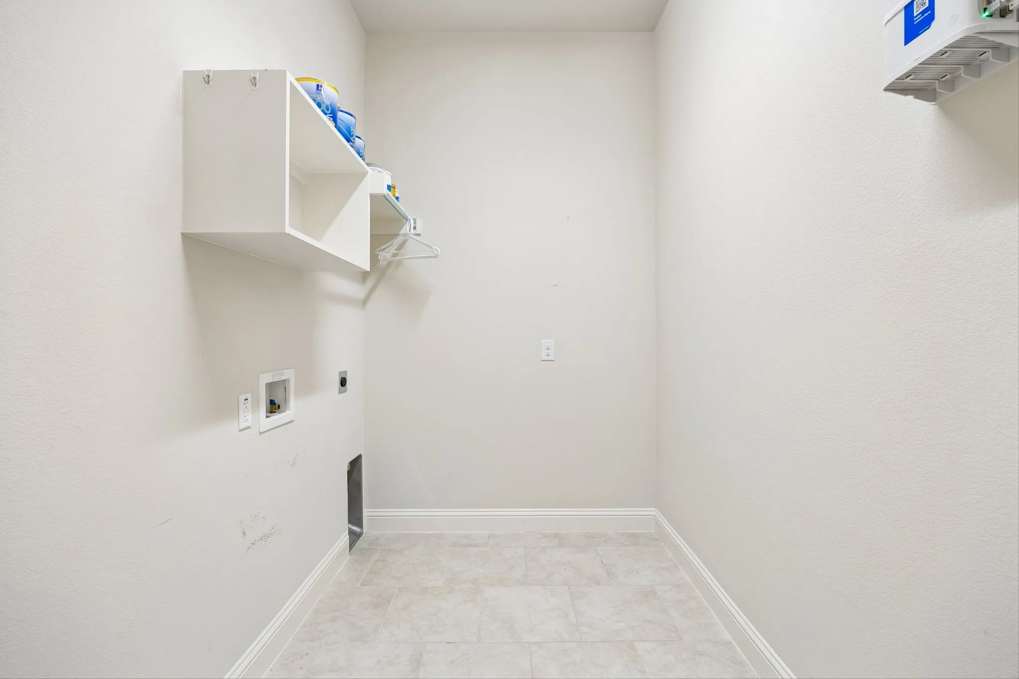 Single Family Residence For Sale in Collin County , 4424 Hazeltine Hills Drive, Celina, Texas 75009, 3 Bedroom, 3 Bathroom, 3 Garage spaces, 2,425 Sqft, built in 2016, Preowned, mls#21226619, Real Estate Agent in Celina, Homes For Sale in Collin county, Homes For Sale in Celina, Realtor in Celina Texas, Real Estate Brokerage Independent Realty Texas, Luminita Cordes Realtor