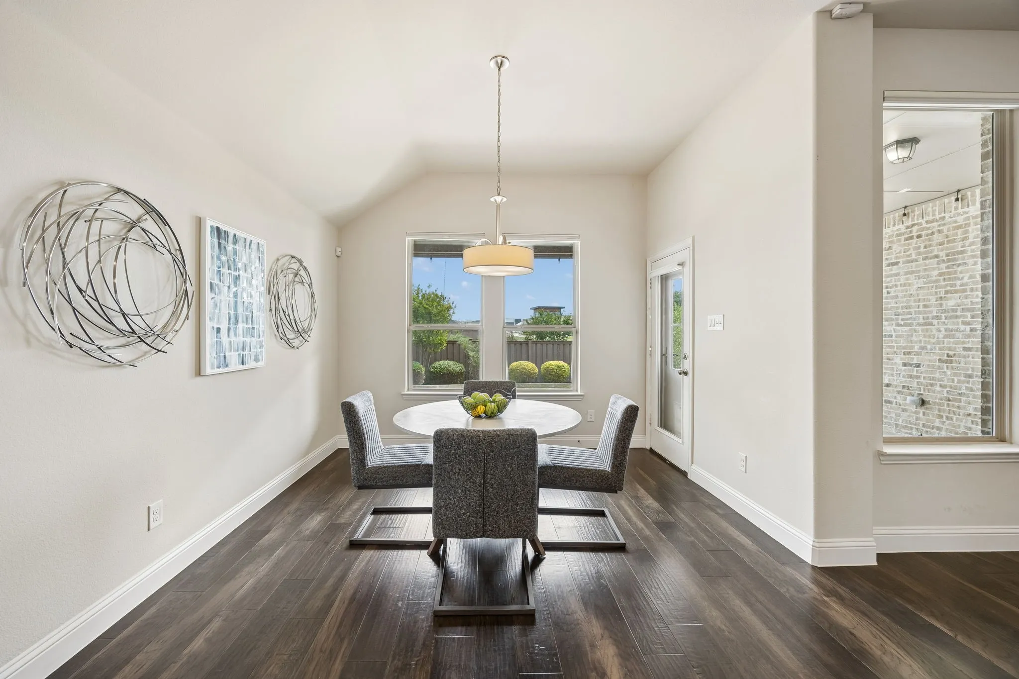 Single Family Residence For Sale in Collin County , 4424 Hazeltine Hills Drive, Celina, Texas 75009, 3 Bedroom, 3 Bathroom, 3 Garage spaces, 2,425 Sqft, built in 2016, Preowned, mls#21226619, Real Estate Agent in Celina, Homes For Sale in Collin county, Homes For Sale in Celina, Realtor in Celina Texas, Real Estate Brokerage Independent Realty Texas, Luminita Cordes Realtor