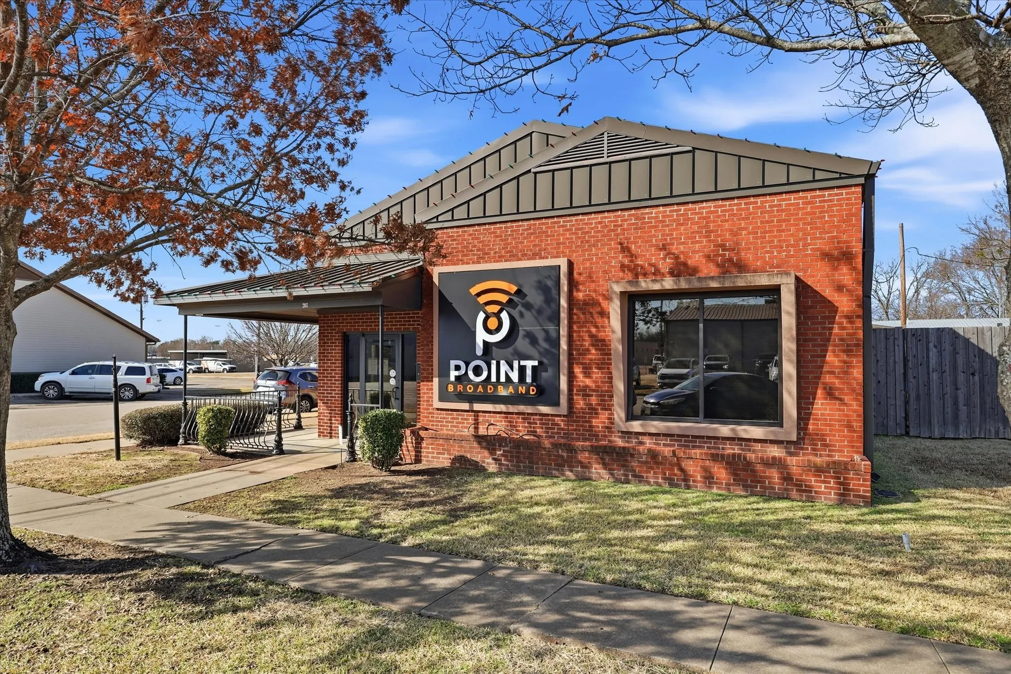 Office For Sale in Van Zandt County , 203 N 5th Street, Wills Point, Texas 75169, 0, 0, Garage spaces, 2,800 Sqft, built in 1950, Preowned, Price $549,999, mls#21226993, Real Estate Agent in Wills Point, Homes For Sale in Van Zandt county, Homes For Sale in Wills Point, Realtor in Wills Point Texas, Real Estate Brokerage Independent Realty Texas, Luminita Cordes Realtor