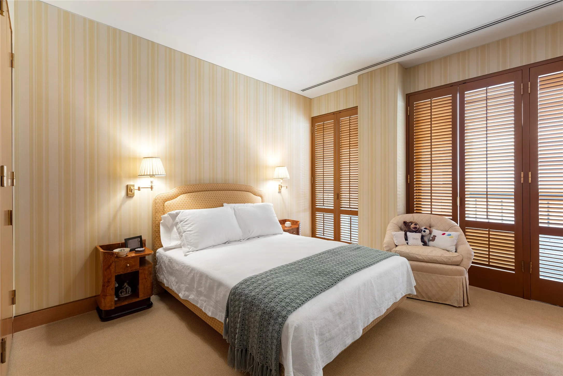 Condominium For Sale in Dallas County , 3831 Turtle Creek Boulevard PH 23B, Dallas, Texas 75219, 3 Bedroom, 4 Bathroom, 3 Garage spaces, 4,158 Sqft, built in 1981, Preowned, mls#21226032, Real Estate Agent in Dallas, Homes For Sale in Dallas county, Homes For Sale in Dallas, Realtor in Dallas Texas, Real Estate Brokerage Independent Realty Texas, Luminita Cordes Realtor