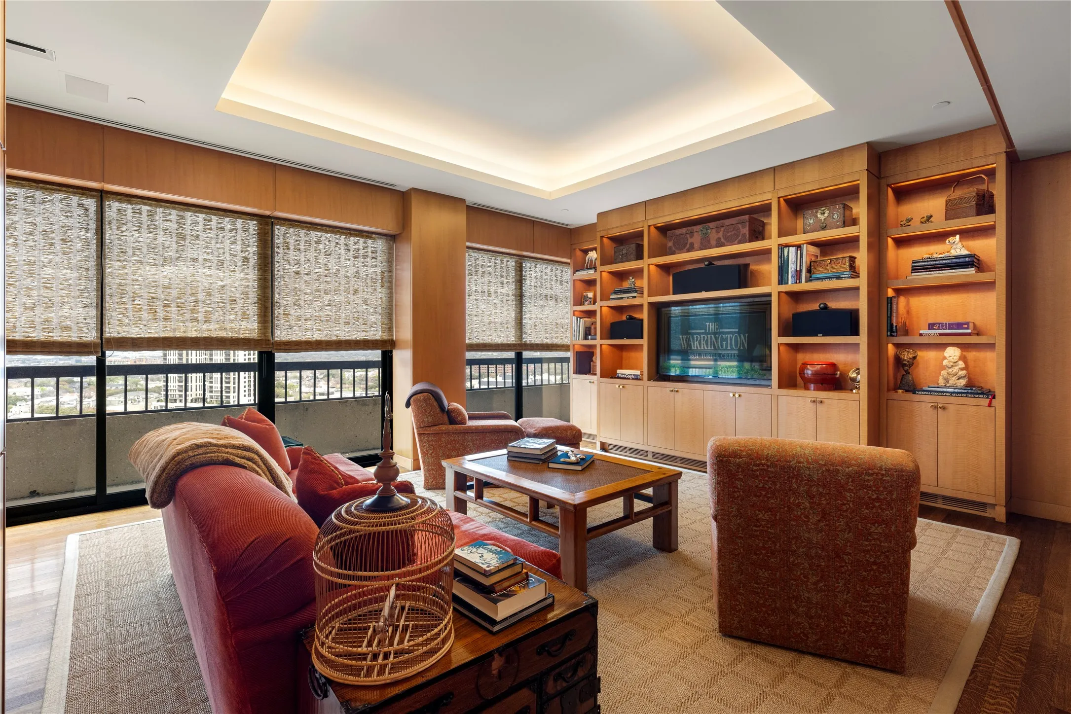 Condominium For Sale in Dallas County , 3831 Turtle Creek Boulevard PH 23B, Dallas, Texas 75219, 3 Bedroom, 4 Bathroom, 3 Garage spaces, 4,158 Sqft, built in 1981, Preowned, mls#21226032, Real Estate Agent in Dallas, Homes For Sale in Dallas county, Homes For Sale in Dallas, Realtor in Dallas Texas, Real Estate Brokerage Independent Realty Texas, Luminita Cordes Realtor