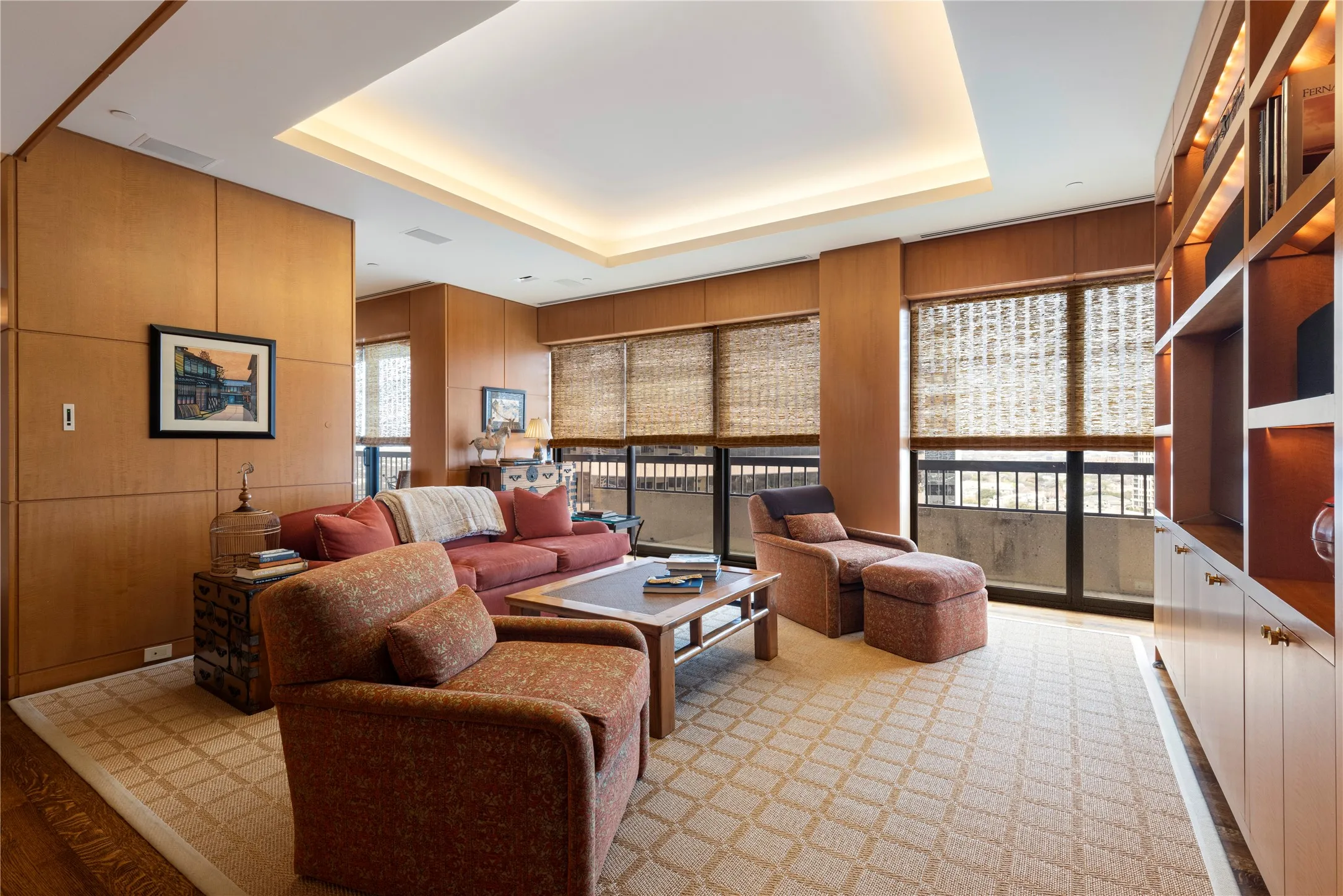 Condominium For Sale in Dallas County , 3831 Turtle Creek Boulevard PH 23B, Dallas, Texas 75219, 3 Bedroom, 4 Bathroom, 3 Garage spaces, 4,158 Sqft, built in 1981, Preowned, mls#21226032, Real Estate Agent in Dallas, Homes For Sale in Dallas county, Homes For Sale in Dallas, Realtor in Dallas Texas, Real Estate Brokerage Independent Realty Texas, Luminita Cordes Realtor