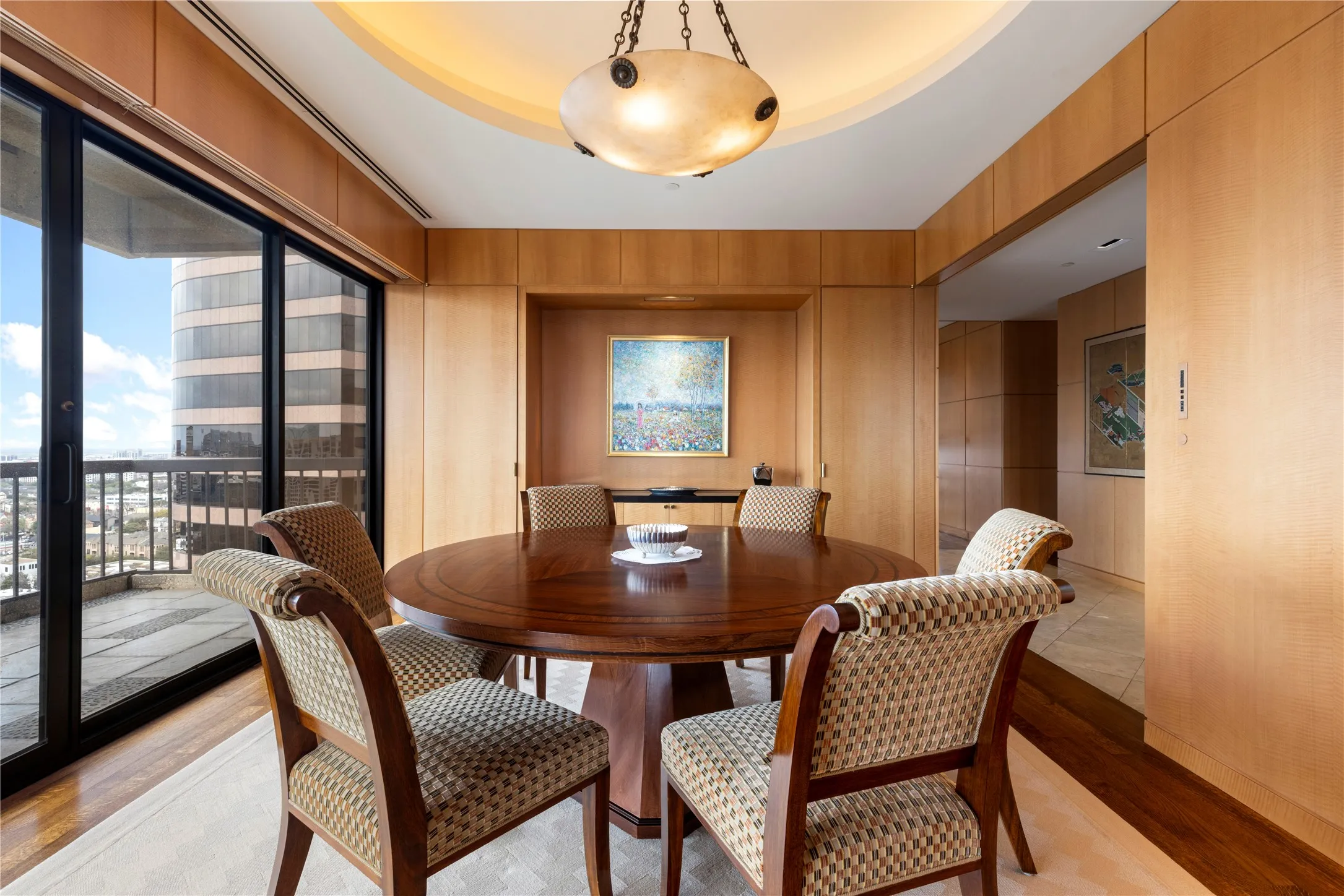 Condominium For Sale in Dallas County , 3831 Turtle Creek Boulevard PH 23B, Dallas, Texas 75219, 3 Bedroom, 4 Bathroom, 3 Garage spaces, 4,158 Sqft, built in 1981, Preowned, mls#21226032, Real Estate Agent in Dallas, Homes For Sale in Dallas county, Homes For Sale in Dallas, Realtor in Dallas Texas, Real Estate Brokerage Independent Realty Texas, Luminita Cordes Realtor