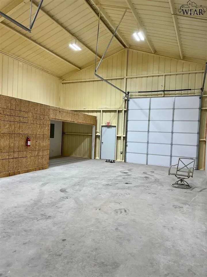 Business For Rent in Wichita County , 1433 30th, Wichita Falls, Texas 76302, 0, 0, Garage spaces, 0 Sqft, built in 2023, Preowned, Price $1,650, mls#21227164, Real Estate Agent in Wichita Falls, Homes For Rent in Wichita county, Homes For Rent in Wichita Falls, Realtor in Wichita Falls Texas, Real Estate Brokerage Independent Realty Texas, Luminita Cordes Realtor