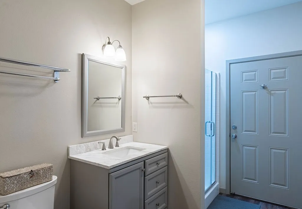 Single Family Residence For Sale in Anderson County , 401 An County Road 138, Elkhart, Texas 75839, 3 Bedroom, 2 Bathroom, 2 Garage spaces, 2,771 Sqft, built in 2020, Price $1,395,000, mls#21227181, Real Estate Agent in Elkhart, Homes For Sale in Anderson county, Homes For Sale in Elkhart, Realtor in Elkhart Texas, Real Estate Brokerage Independent Realty Texas, Luminita Cordes Realtor