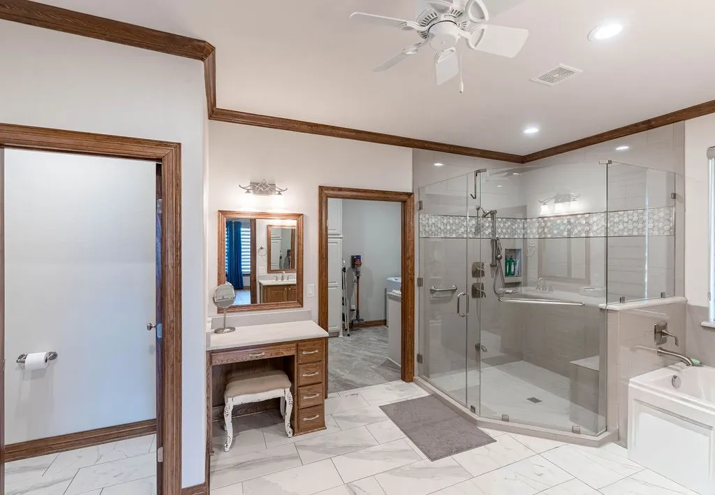 Single Family Residence For Sale in Anderson County , 401 An County Road 138, Elkhart, Texas 75839, 3 Bedroom, 2 Bathroom, 2 Garage spaces, 2,771 Sqft, built in 2020, Price $1,395,000, mls#21227181, Real Estate Agent in Elkhart, Homes For Sale in Anderson county, Homes For Sale in Elkhart, Realtor in Elkhart Texas, Real Estate Brokerage Independent Realty Texas, Luminita Cordes Realtor