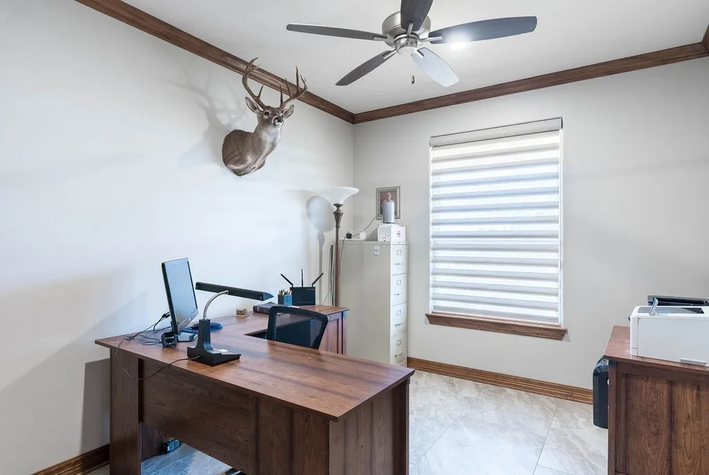 Single Family Residence For Sale in Anderson County , 401 An County Road 138, Elkhart, Texas 75839, 3 Bedroom, 2 Bathroom, 2 Garage spaces, 2,771 Sqft, built in 2020, Price $1,395,000, mls#21227181, Real Estate Agent in Elkhart, Homes For Sale in Anderson county, Homes For Sale in Elkhart, Realtor in Elkhart Texas, Real Estate Brokerage Independent Realty Texas, Luminita Cordes Realtor