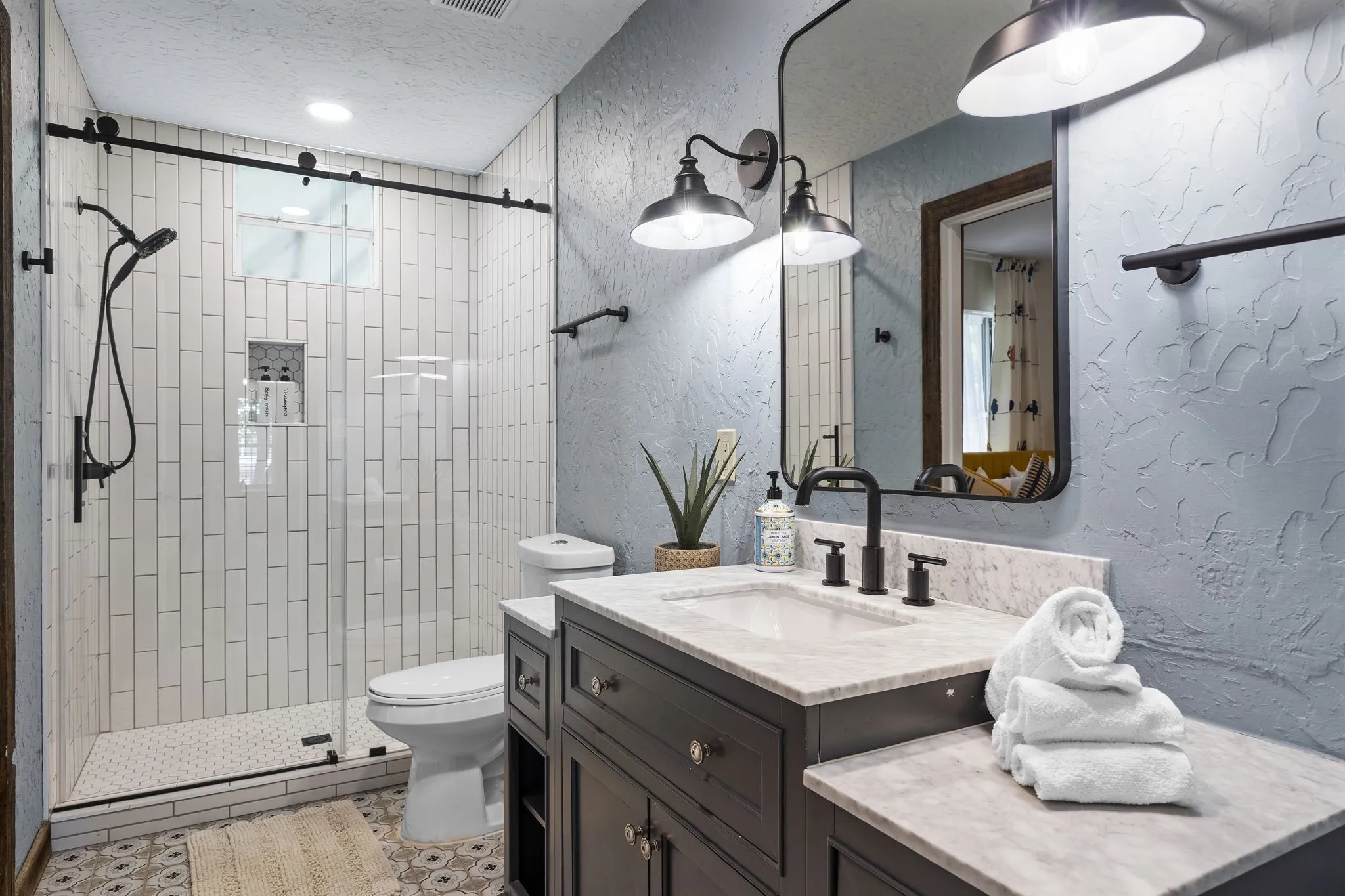 Single Family Residence For Sale in Collin County , 7431 County Road 964, Nevada, Texas 75173, 3 Bedroom, 3 Bathroom, 2 Garage spaces, 2,177 Sqft, built in 2009, Preowned, mls#21187165, Real Estate Agent in Nevada, Homes For Sale in Collin county, Homes For Sale in Nevada, Realtor in Nevada Texas, Real Estate Brokerage Independent Realty Texas, Luminita Cordes Realtor