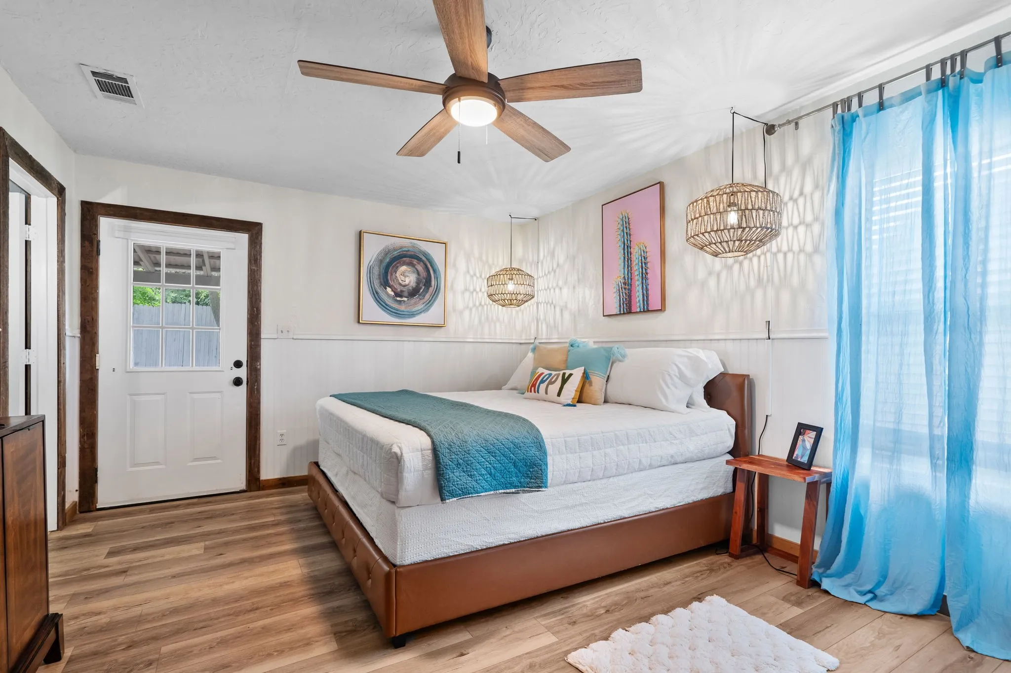 Single Family Residence For Sale in Collin County , 7431 County Road 964, Nevada, Texas 75173, 3 Bedroom, 3 Bathroom, 2 Garage spaces, 2,177 Sqft, built in 2009, Preowned, mls#21187165, Real Estate Agent in Nevada, Homes For Sale in Collin county, Homes For Sale in Nevada, Realtor in Nevada Texas, Real Estate Brokerage Independent Realty Texas, Luminita Cordes Realtor