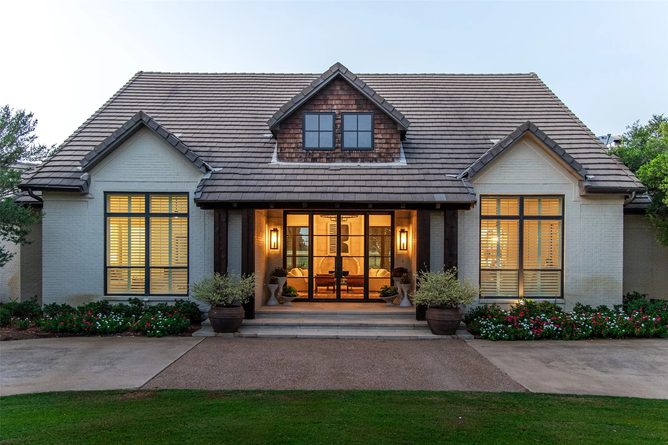 Single Family Residence For Sale in Denton County , 3800 Historic Lane, Cross Roads, Texas 76227, 5 Bedrooms, 9 Bathrooms, 4 Garage spaces, 5,639 Sqft, built in 1990, Preowned, Price $10,800,000, mls#21227092, Real Estate Agent in Cross Roads, Homes For Sale in Denton county, Homes For Sale in Cross Roads, Realtor in Cross Roads Texas, Real Estate Brokerage Independent Realty Texas, Luminita Cordes Realtor
