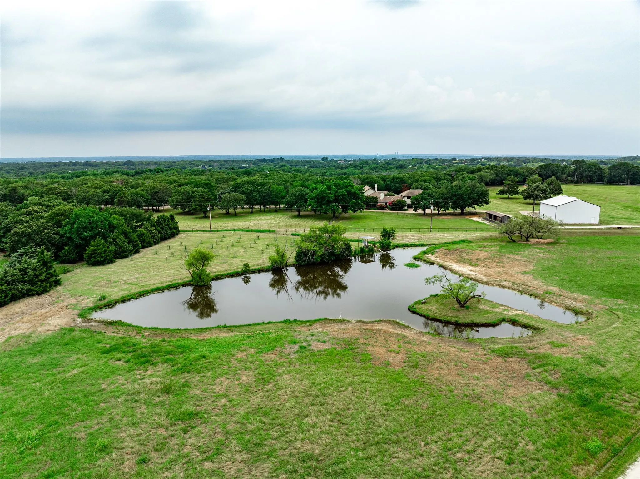 Single Family Residence For Sale in Denton County , 3800 Historic Lane, Cross Roads, Texas 76227, 5 Bedrooms, 9 Bathrooms, 4 Garage spaces, 5,639 Sqft, built in 1990, Preowned, Price $10,800,000, mls#21227092, Real Estate Agent in Cross Roads, Homes For Sale in Denton county, Homes For Sale in Cross Roads, Realtor in Cross Roads Texas, Real Estate Brokerage Independent Realty Texas, Luminita Cordes Realtor