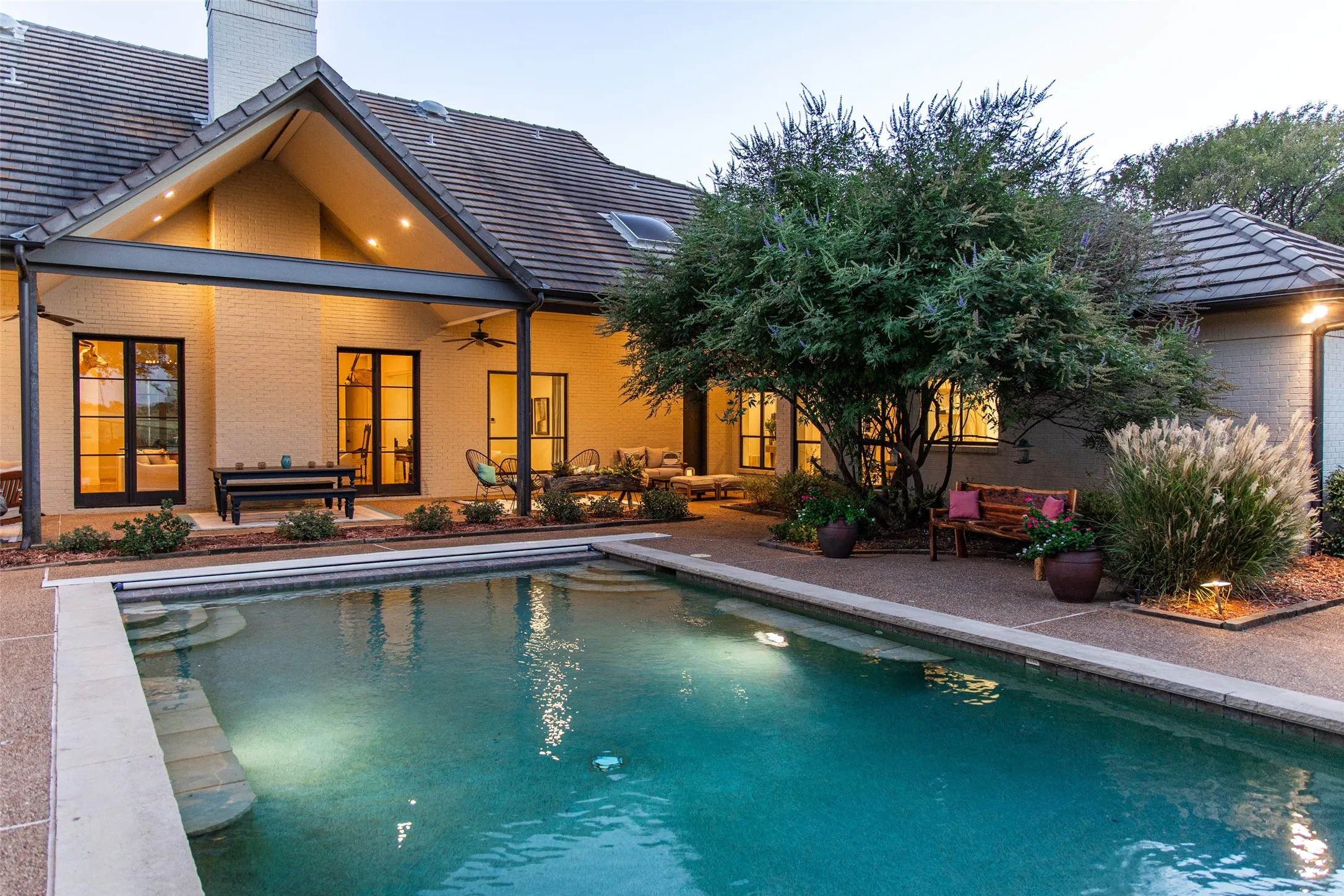 Single Family Residence For Sale in Denton County , 3800 Historic Lane, Cross Roads, Texas 76227, 5 Bedrooms, 9 Bathrooms, 4 Garage spaces, 5,639 Sqft, built in 1990, Preowned, Price $10,800,000, mls#21227092, Real Estate Agent in Cross Roads, Homes For Sale in Denton county, Homes For Sale in Cross Roads, Realtor in Cross Roads Texas, Real Estate Brokerage Independent Realty Texas, Luminita Cordes Realtor