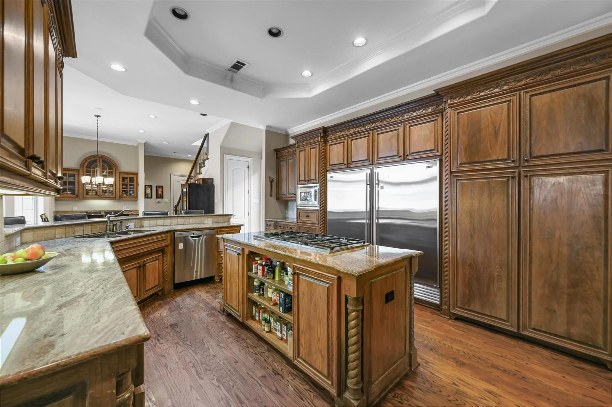 Single Family Residence For Rent in Dallas County , 3320 Harvard Avenue, Highland Park, Texas 75205, 5 Bedrooms, 6 Bathrooms, 3 Garage spaces, 6,150 Sqft, built in 2000, Price $12,000, mls#21227259, Real Estate Agent in Highland Park, Homes For Rent in Dallas county, Homes For Rent in Highland Park, Realtor in Highland Park Texas, Real Estate Brokerage Independent Realty Texas, Luminita Cordes Realtor