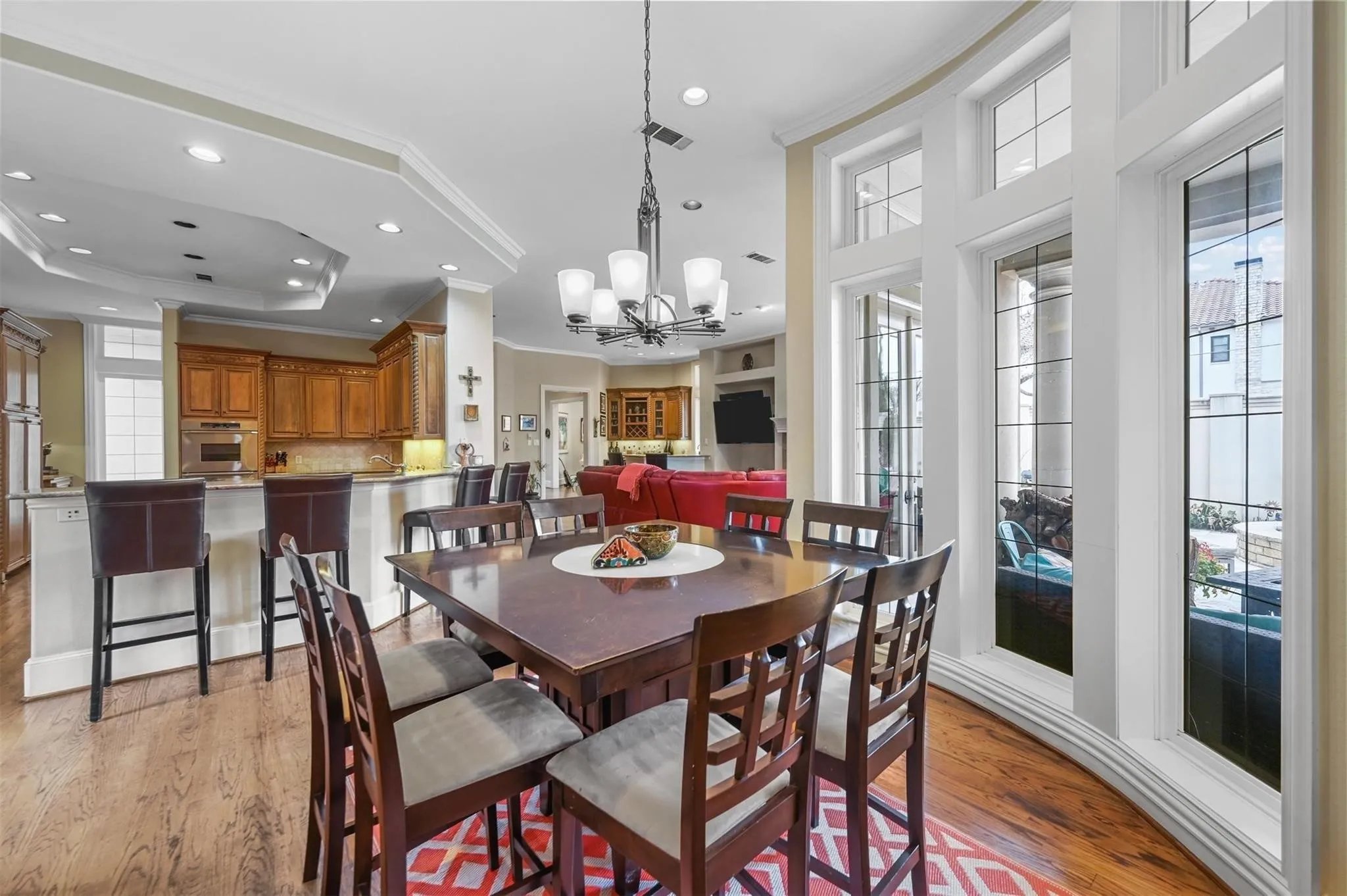 Single Family Residence For Rent in Dallas County , 3320 Harvard Avenue, Highland Park, Texas 75205, 5 Bedrooms, 6 Bathrooms, 3 Garage spaces, 6,150 Sqft, built in 2000, Price $12,000, mls#21227259, Real Estate Agent in Highland Park, Homes For Rent in Dallas county, Homes For Rent in Highland Park, Realtor in Highland Park Texas, Real Estate Brokerage Independent Realty Texas, Luminita Cordes Realtor